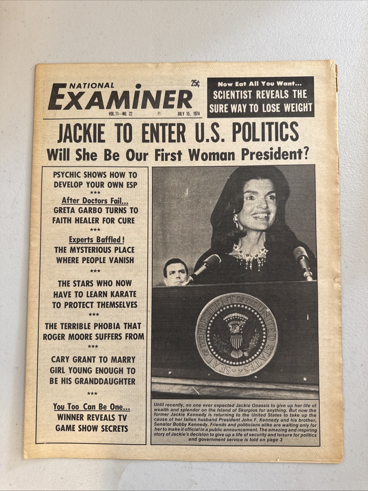 1974 July 15 National Examiner Newspaper, Jackie Kennedy, Sophia Loren (VRN10B