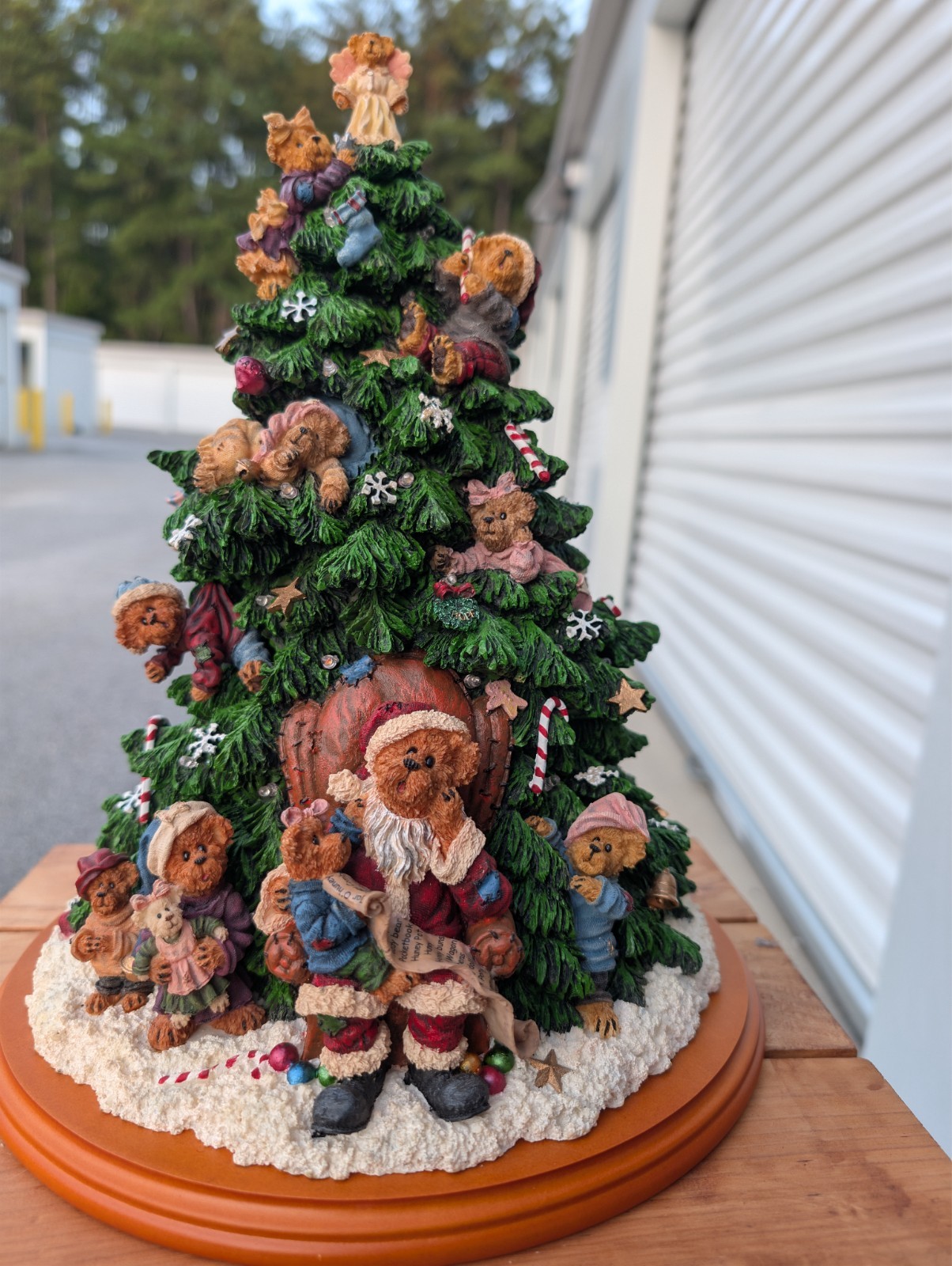 Boyds Bears Vintage Danbury Mint Lighted 13” Christmas Tree Sculpture  - Retired