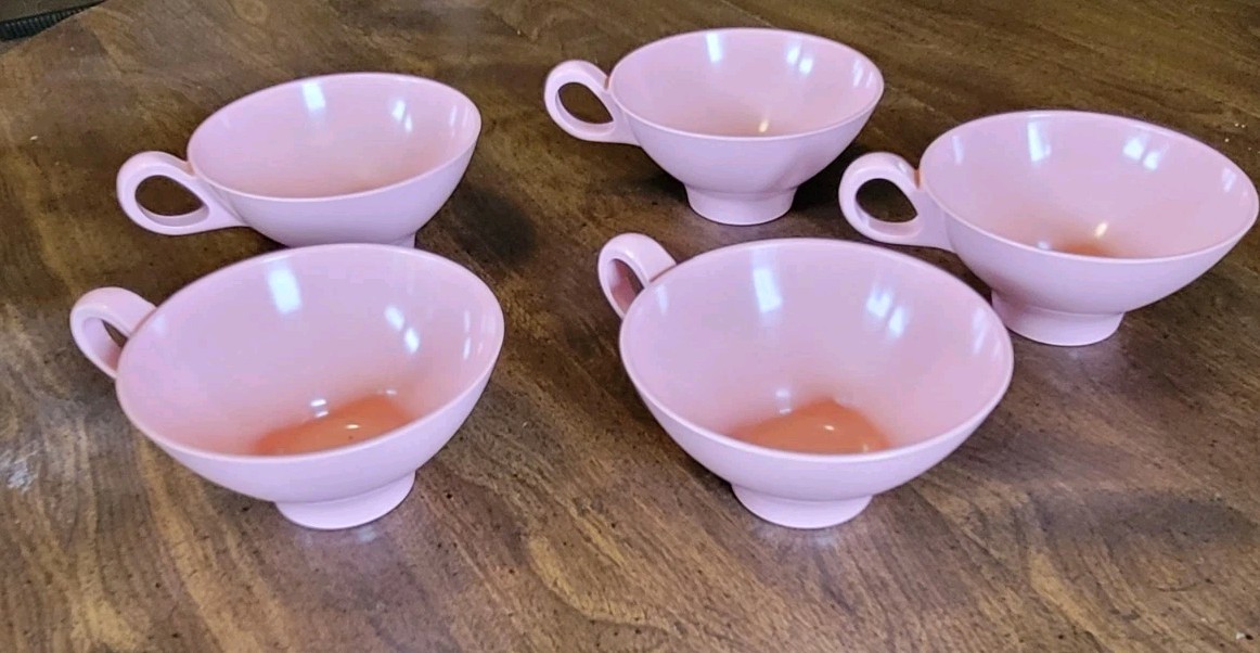 Boontonware Pink Melmac Melamine Cups SET of 5 3206-8 USA Mid CENTURY MODERN Boontonware Pink Melmac Melamine Cups SET of 5 3206-8 USA Mid CENTURY MODERN