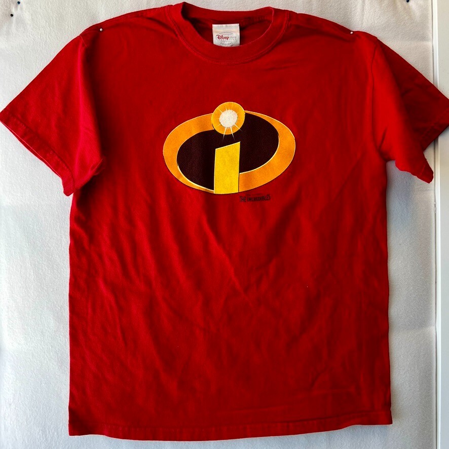 VTG The Incredibles Disney Store Exclusive Original Pixar Movie T Shirt Sz M