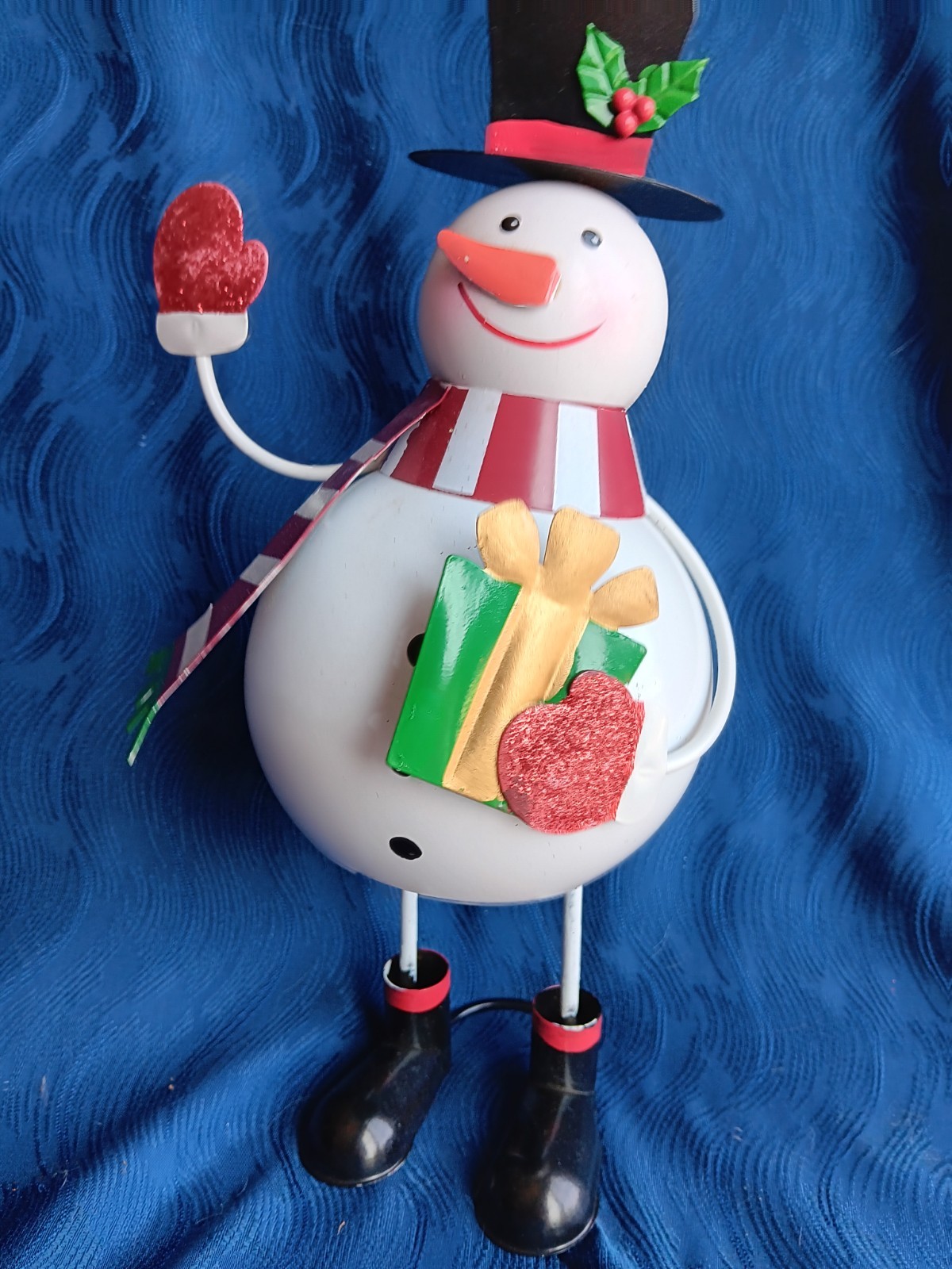 Holiday Spring Loaded Wobbling Frosty Snowman Metal