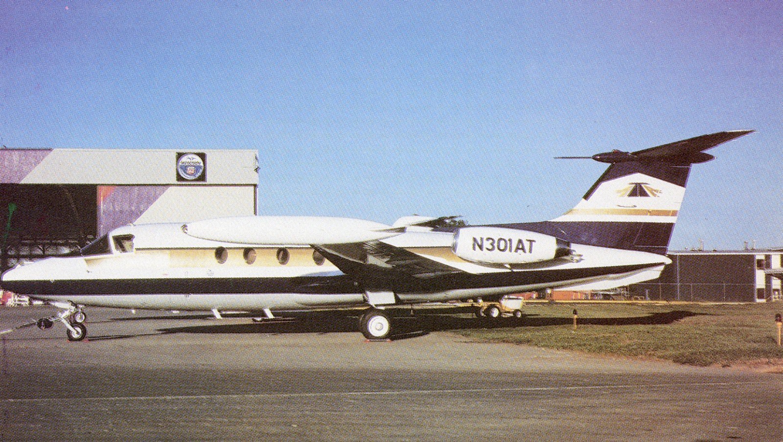 ATA  AMERICAN  TRANS  AIR   AIRLINES  HFB-320  AIRPORT / AIRCRAFT    420
