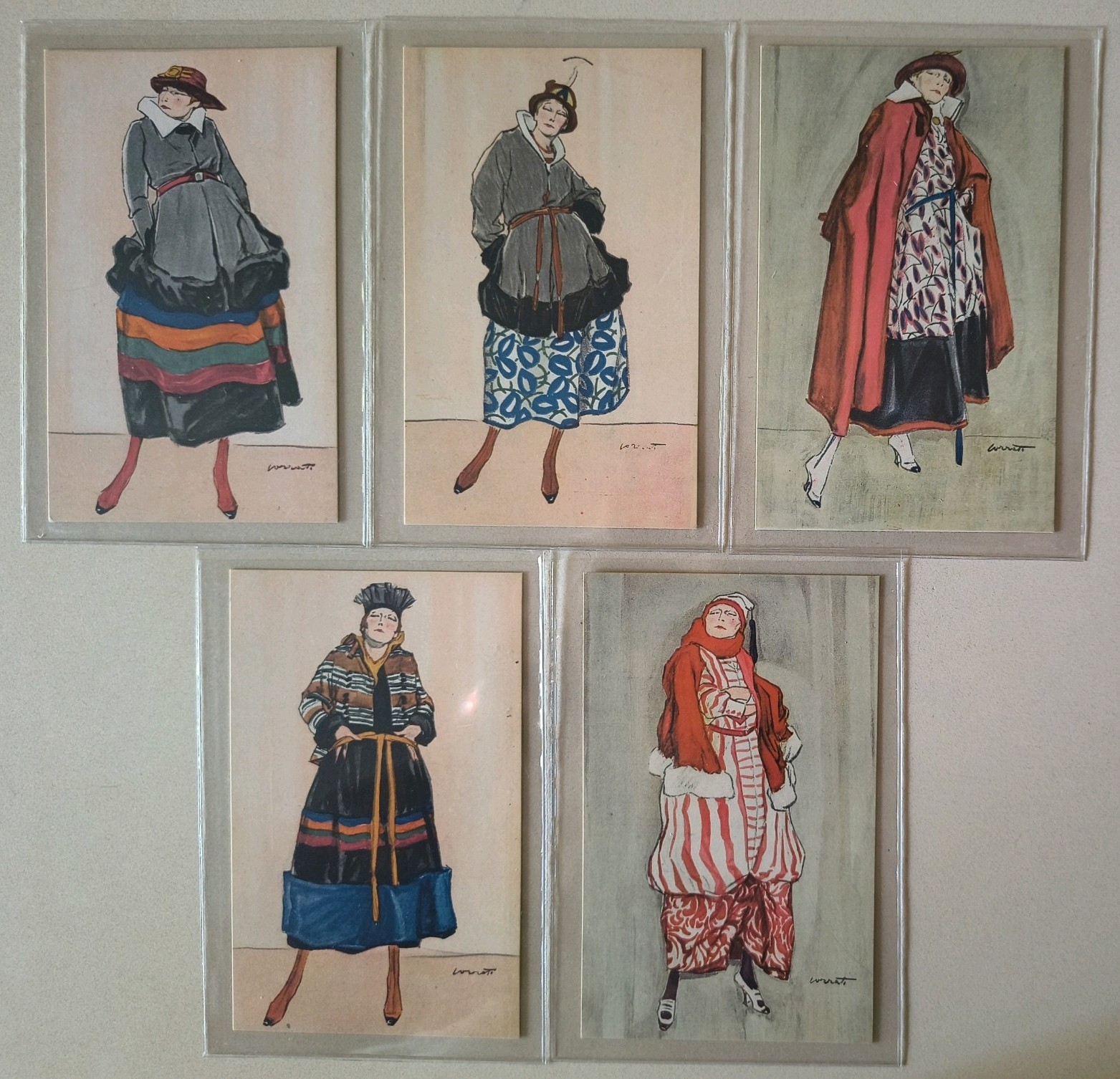 ART DECO NOVEAU LIBERTY SERIES OF 5 POSTCARDS ILL. WOMEN\'S WELLS