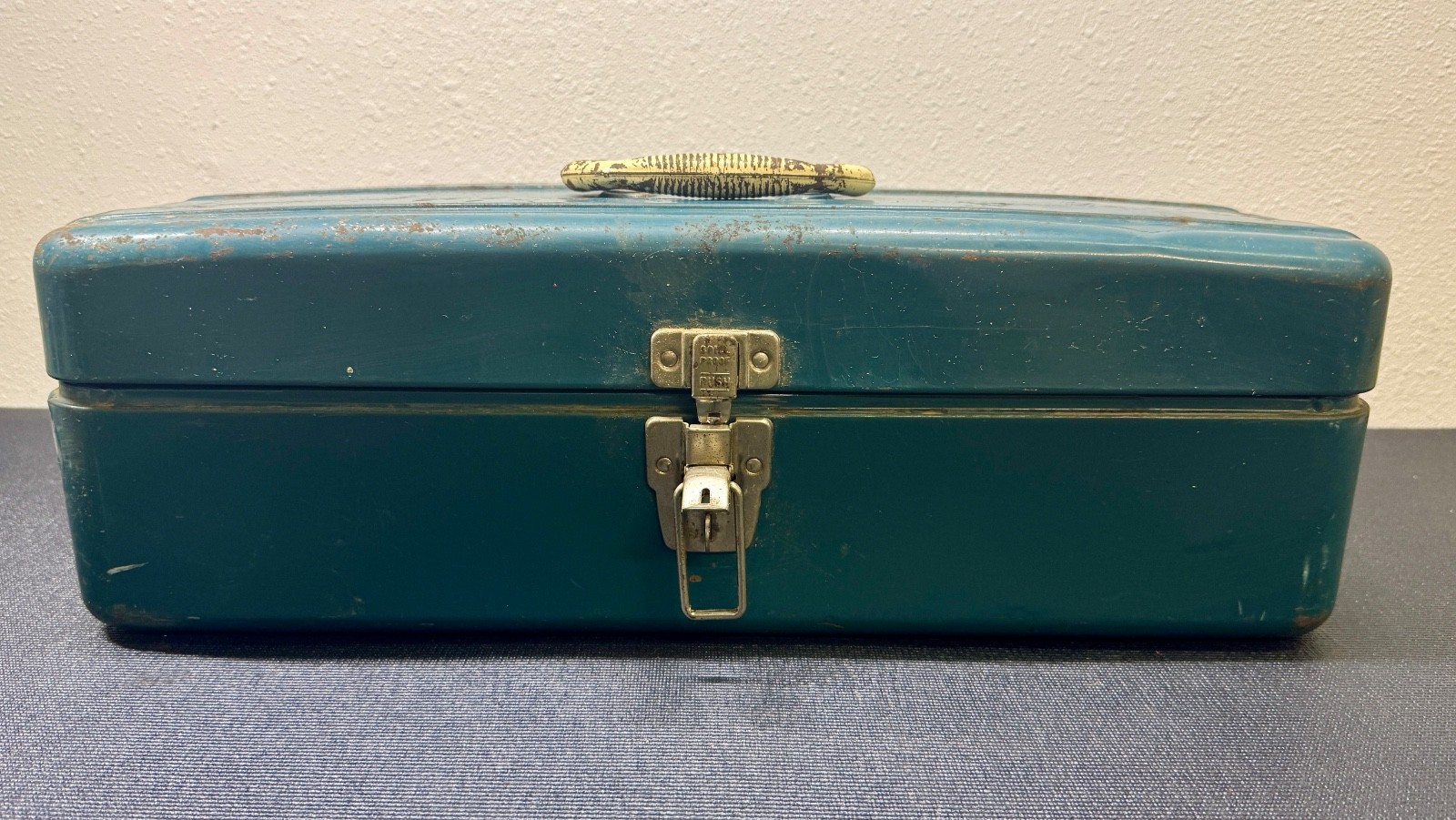 Vintage Union Utility Box Tackle Box Tool Chest Teal Green Steel USA