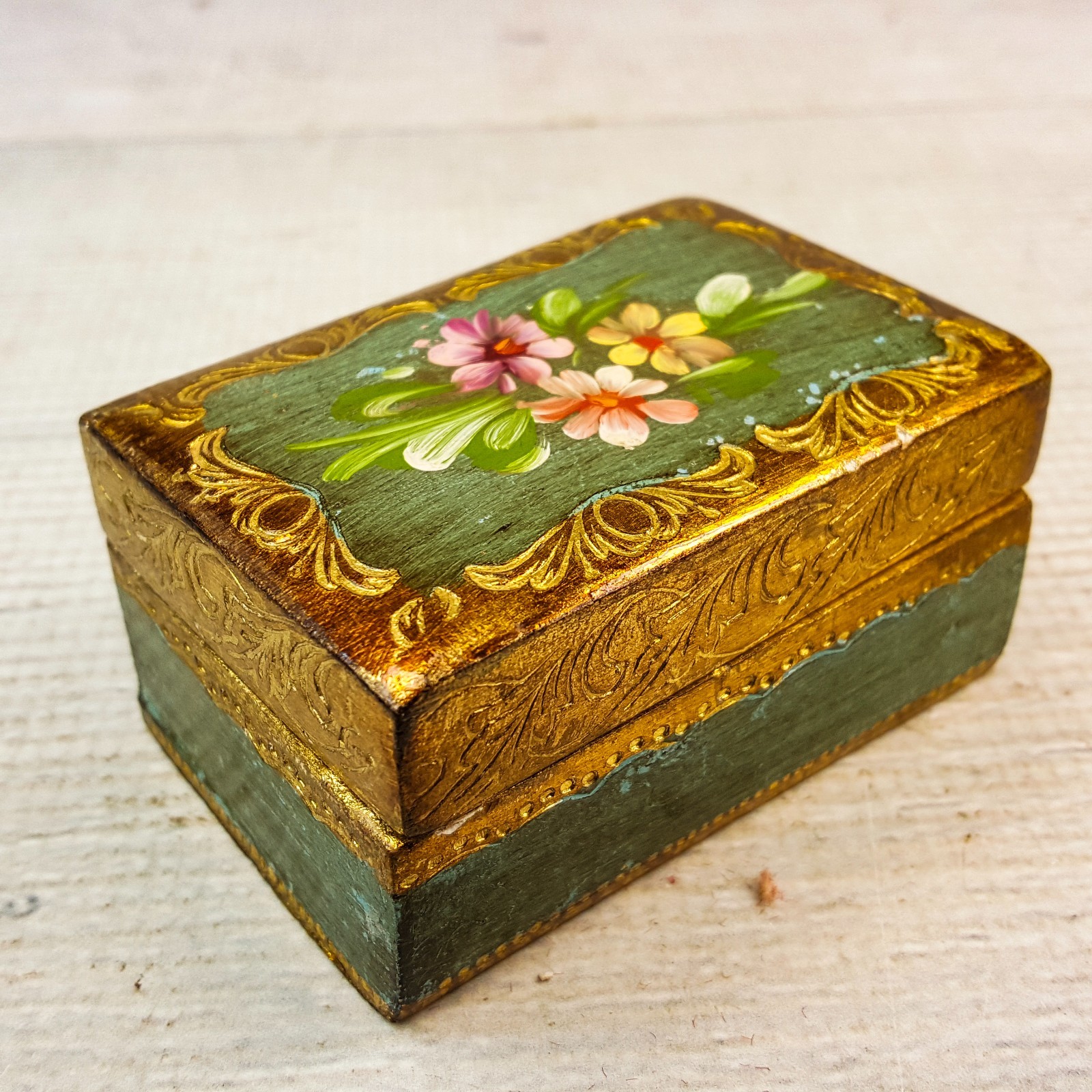 Vintage Hand Painted Engraved Trinket Box Coppini Ugo Floral Gold 3 x 2\