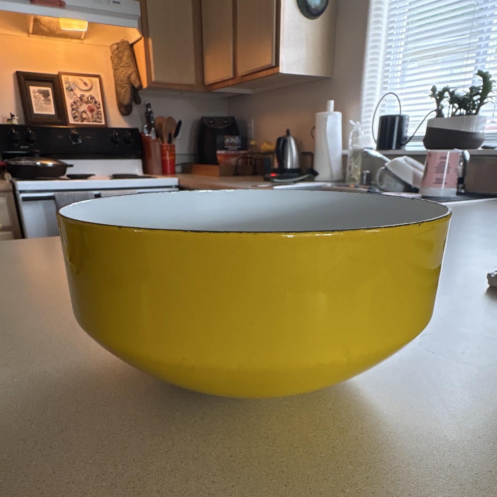 Copco Michael Lax Designs Yellow/White Glossy Enamel Bowl 8in Round 1970s