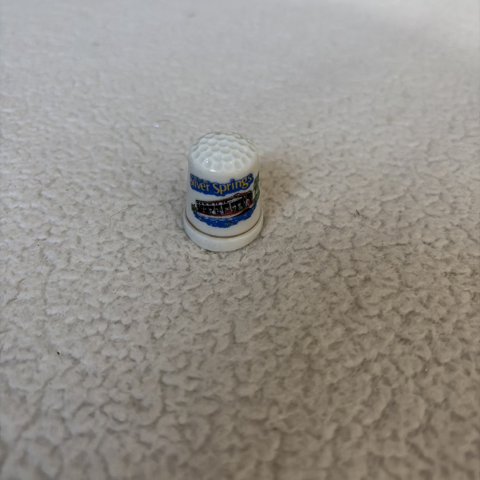 Vintage Silver Springs Porcelain Thimble Collectible Gold Trim