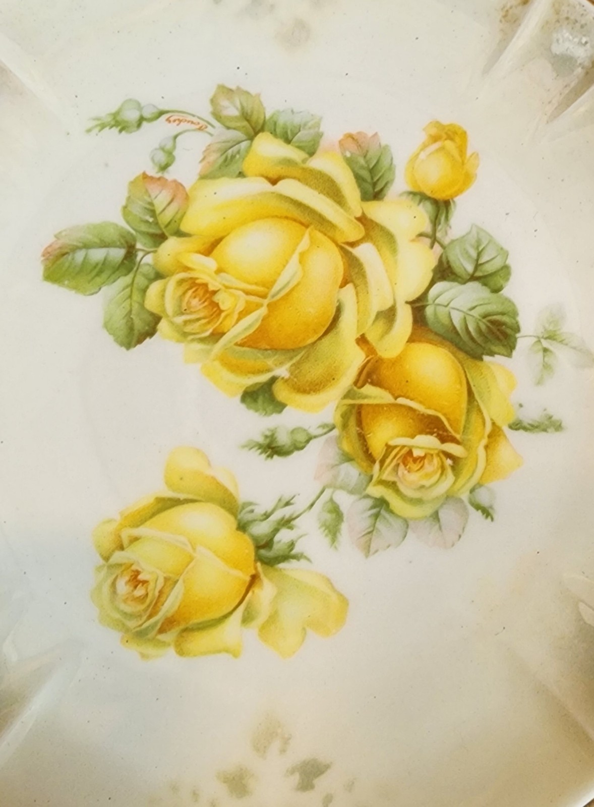 vintage porcelain plate hand-painted floral Yellow roses 7.5 inch wide plate vintage porcelain plate hand-painted floral Yellow roses 7.5 inch wide plate