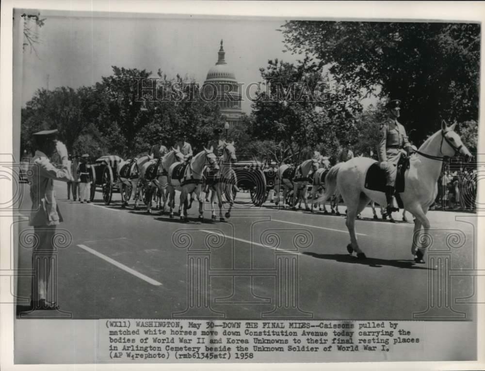 1958 Press Photo Caissons Move Down Constitution Avenue to Arlington Cemetery 1958 Press Photo Caissons Move Down Constitution Avenue to Arlington Cemetery