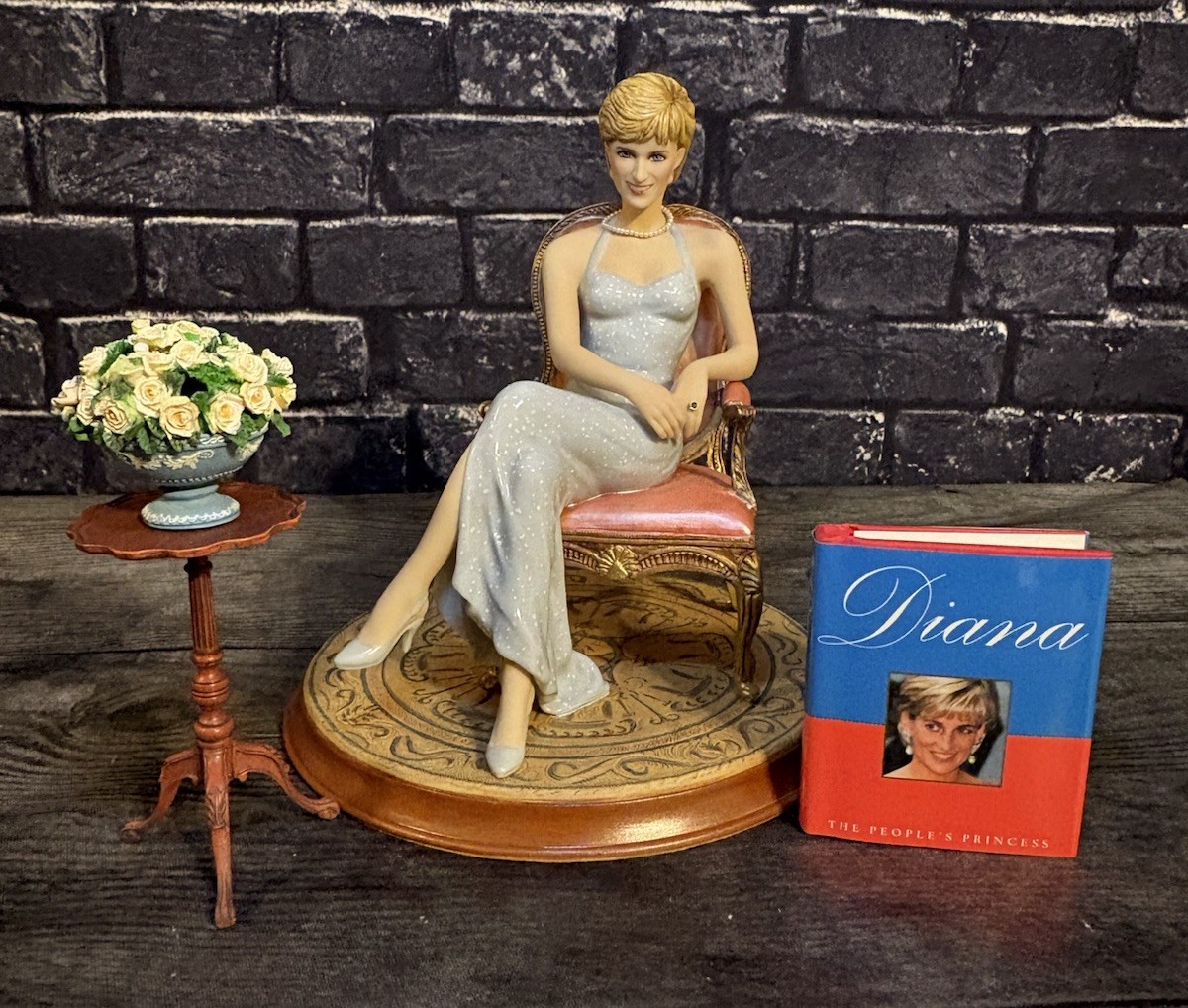 RARE PORCELAIN FRANKLIN MINT PRINCESS DIANA \