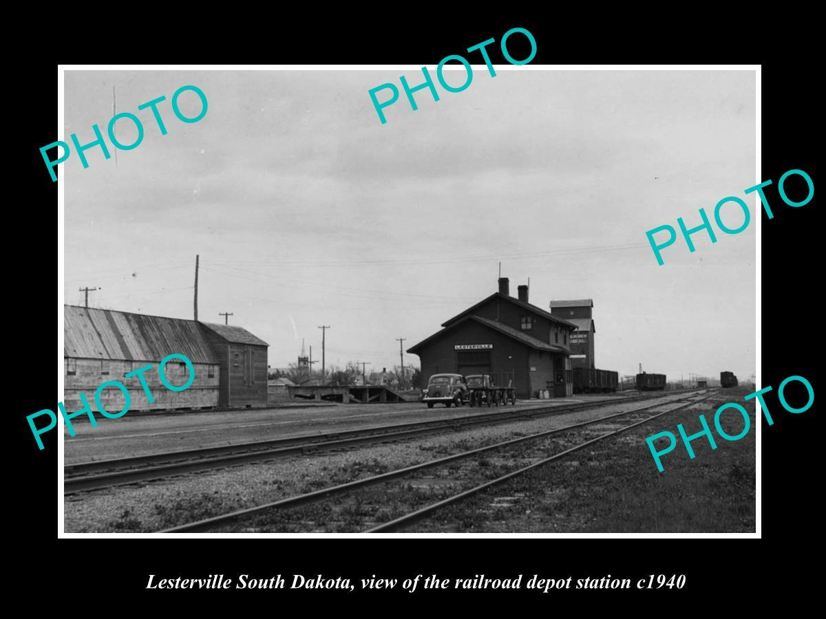 OLD POSTCARD SIZE PHOTO OF LESTERVILLE SOUTH DAKOTA THE RAILROAD STATION c1940