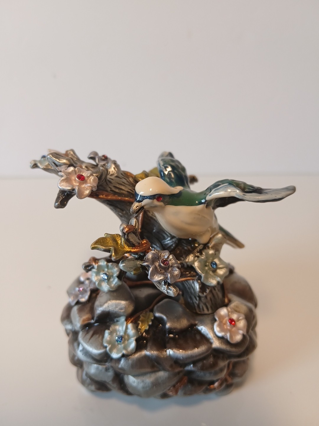 STUNNNIG VTG Pewter Crystal Bird Flowers Trinket Box Enameled ....