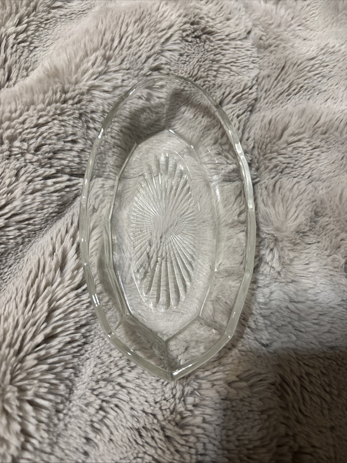 Heisey Glass Tray, Dish, Priscilla #351 pattern Scalloped Edges Starburst Design