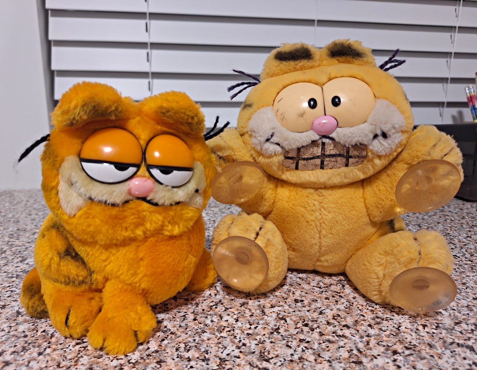 Vintage Dakin Garfield Plush Stuffed Animal Lot of 2 (1 w/ Suction Cup)