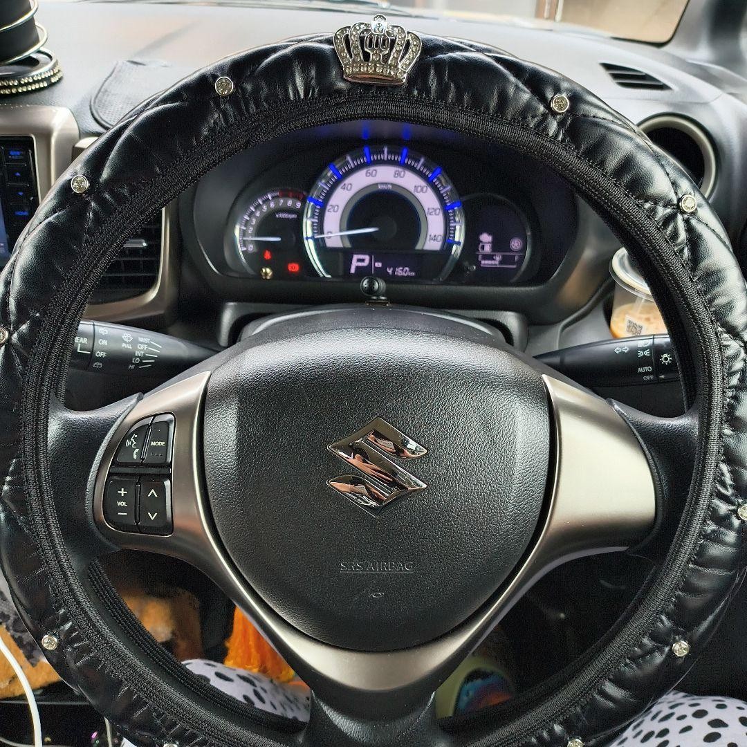 Crown Embellished Black Quilted Steering Cover for Light Vehicles, New
