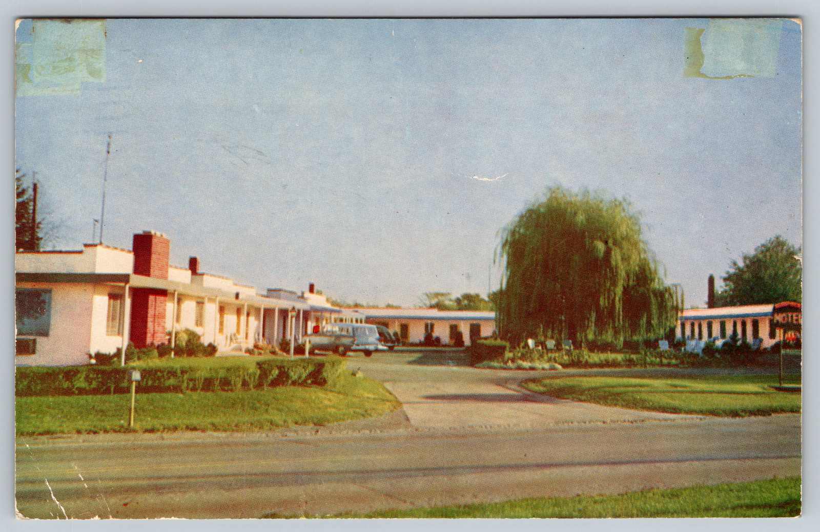 c1950s Ronny-Dick Motel Ashtabula Ohio Vintage Postcard