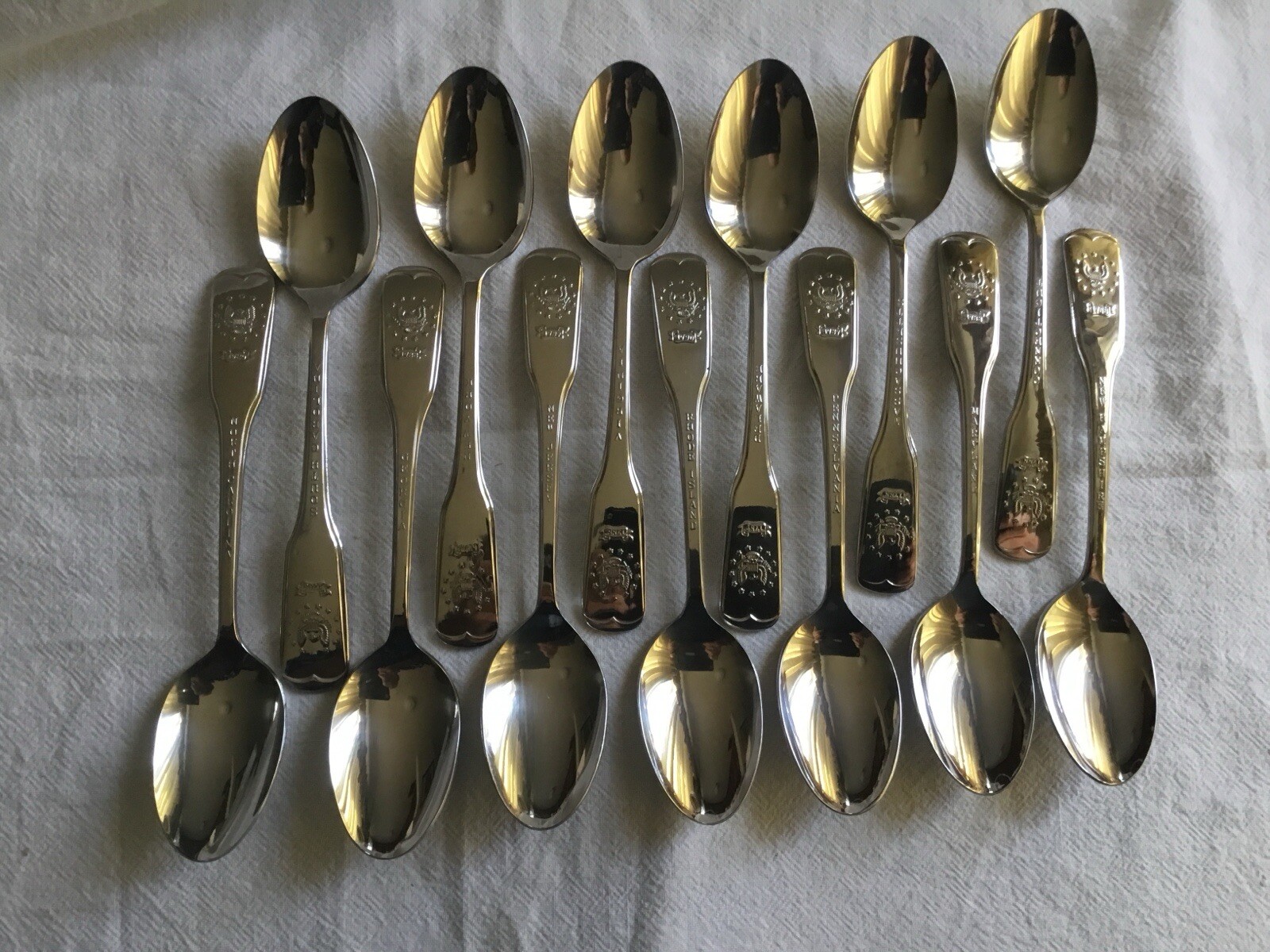 Vintage Rosalco 13 Colonies Stainless Steel Spoons - Great Condition