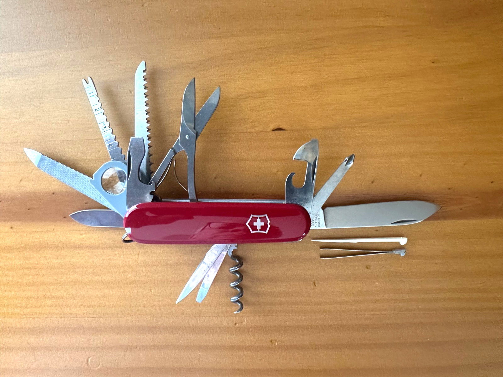 Victorinox Swiss Army Knife Champion Original 91mm Red 1975-91 w18 Tools Victorinox Swiss Army Knife Champion Original 91mm Red 1975-91 w18 Tools