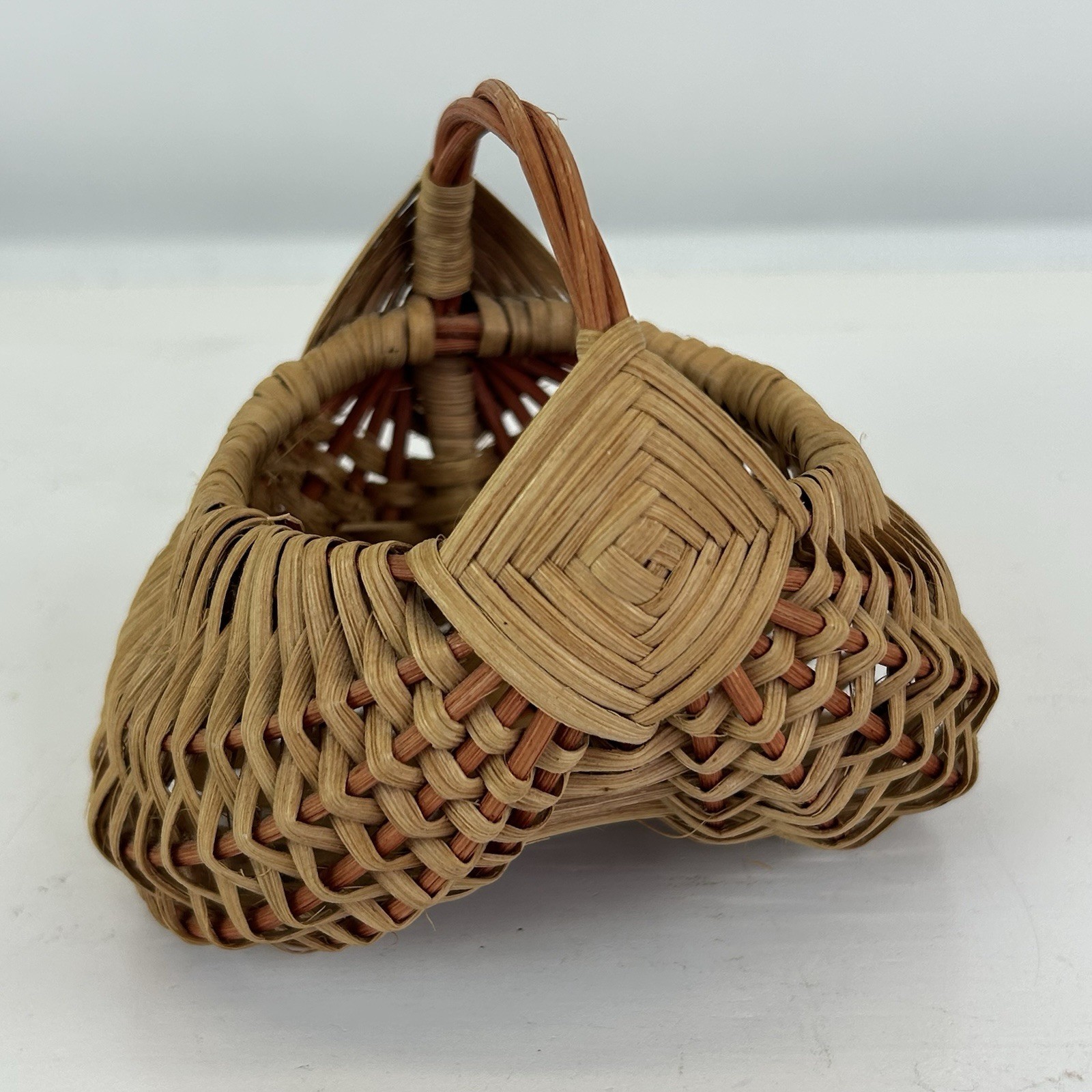 Vintage Miniature Split Oak Buttocks Basket Primitive Woven Egg Gathering Vintage Miniature Split Oak Buttocks Basket Primitive Woven Egg Gathering