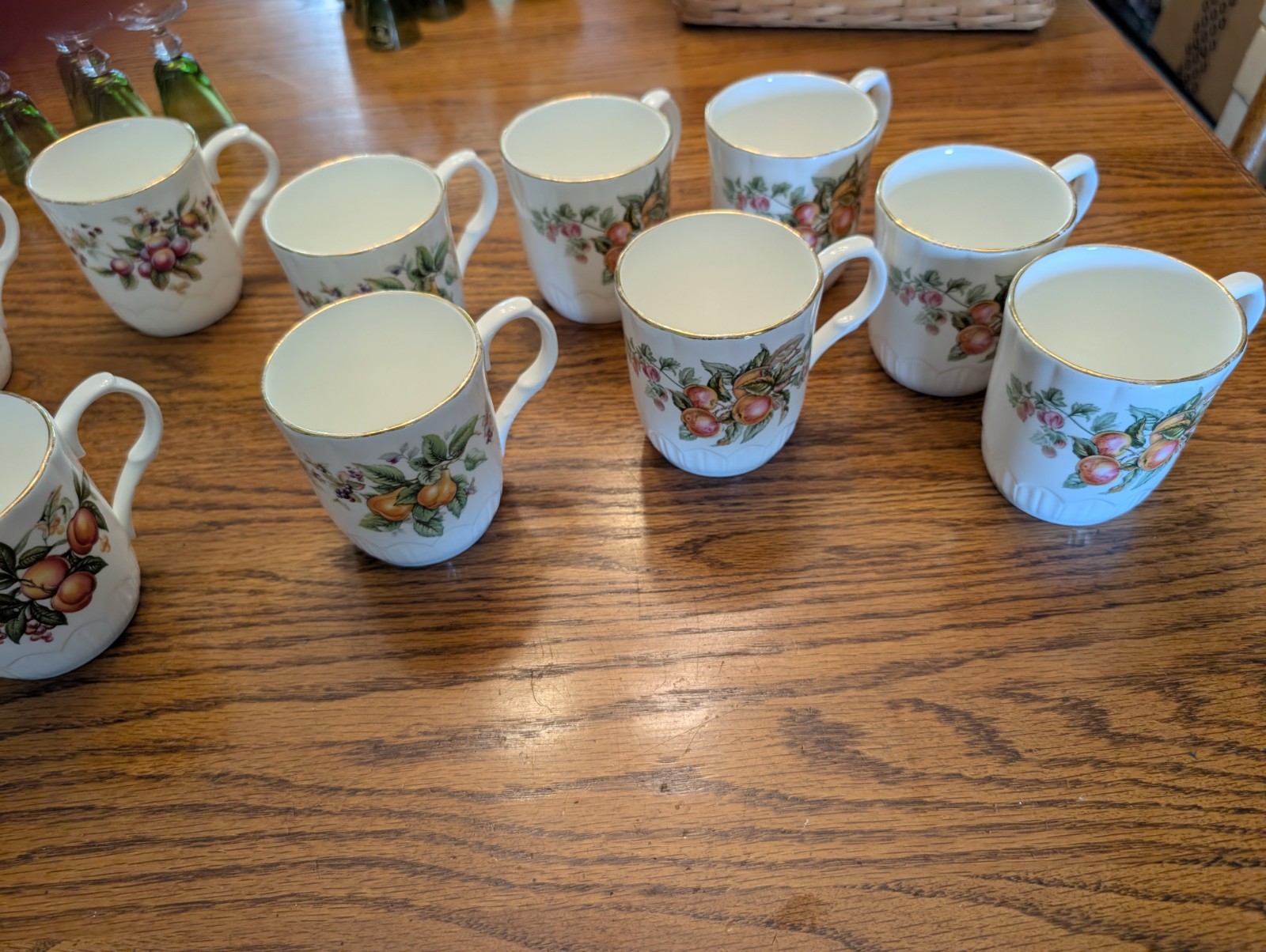 Crown Trent China/Staffordshire England 11 mugs Plum/Pear/Apples/Fruit Crown Trent China/Staffordshire England 11 mugs Plum/Pear/Apples/Fruit