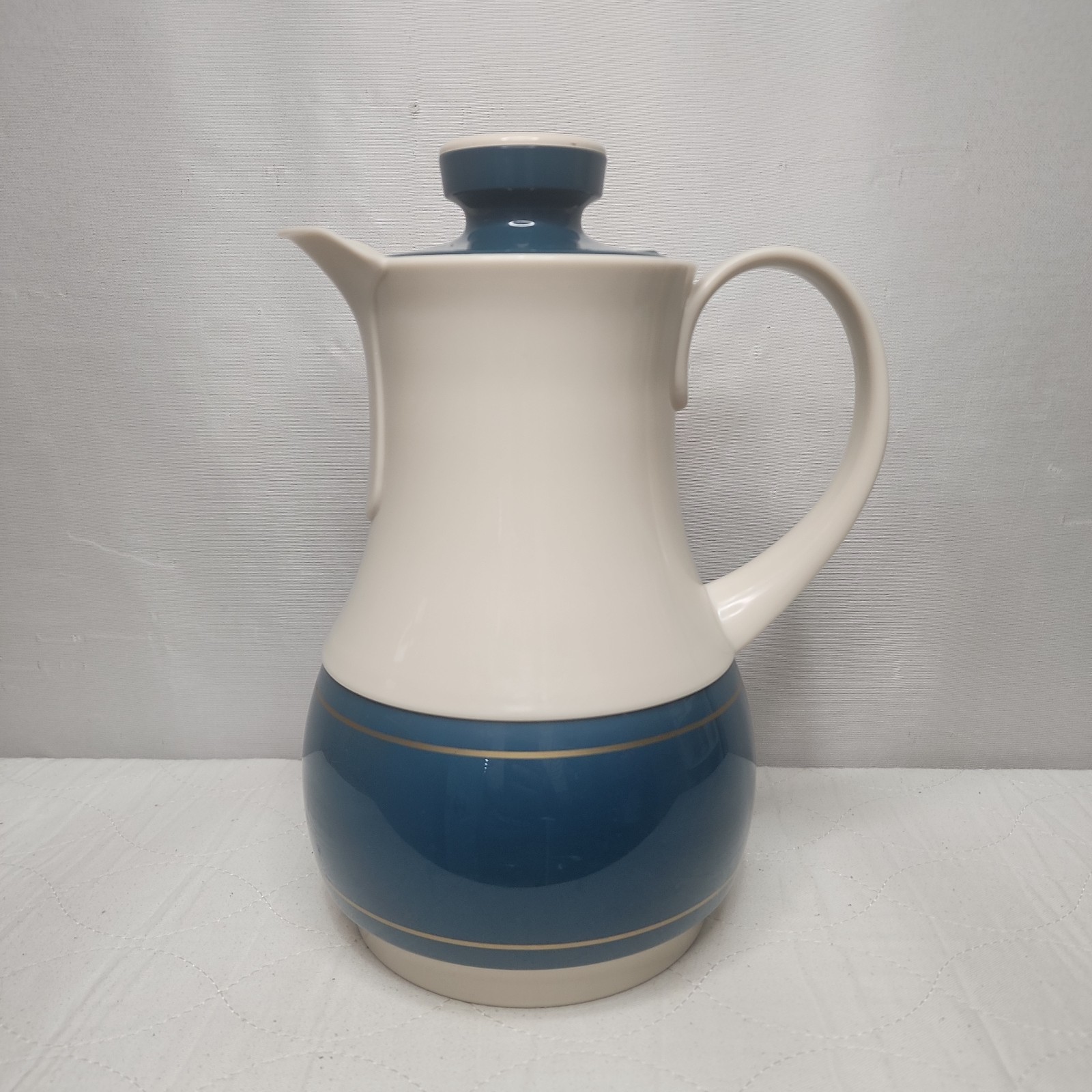 Vtg 1983 Thermos 570 Coffee Carafe Pitcher Ingried West German Blue Cream 32 oz 