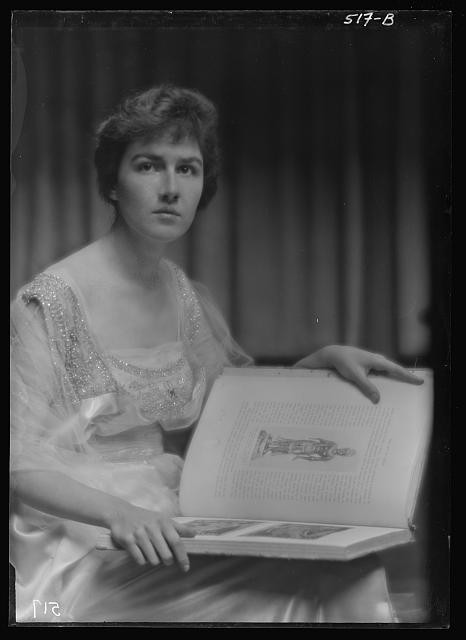 Photo:Florence Rand 1913 1914 portrait woman with book photograph