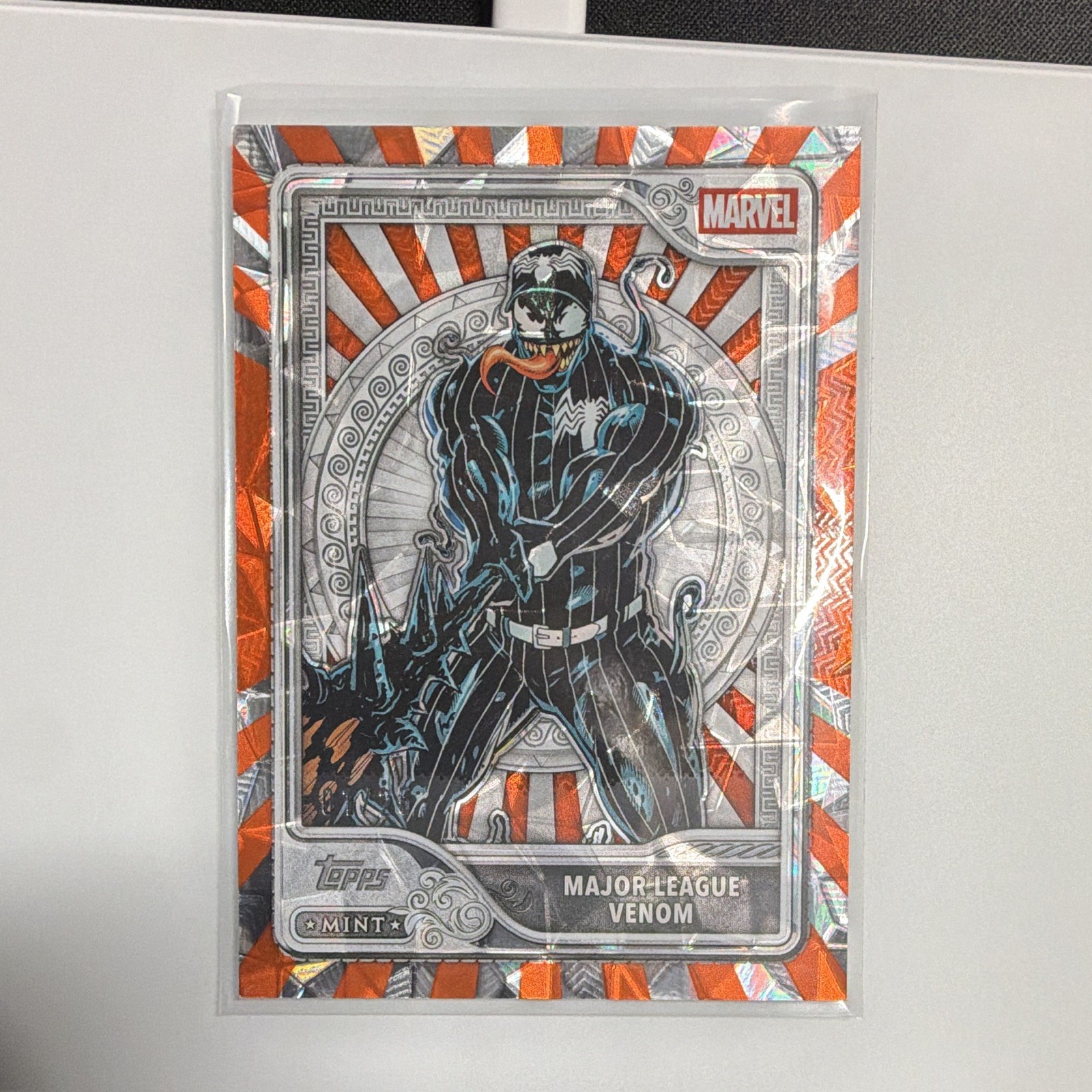 Topps 2026 Mint Marvel Major League Venom Silver Card Venom Diamond No.1 / 25