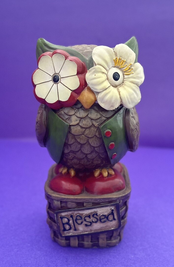 Vintage Mid Century Modern Retro Kitschy Owl Figurine In Resin 8” SALE