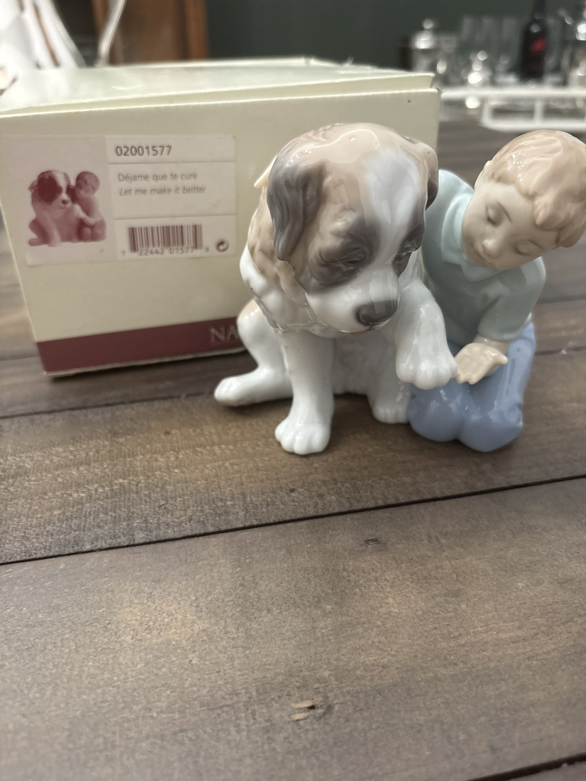 Nao by Lladró porcelain figurine 