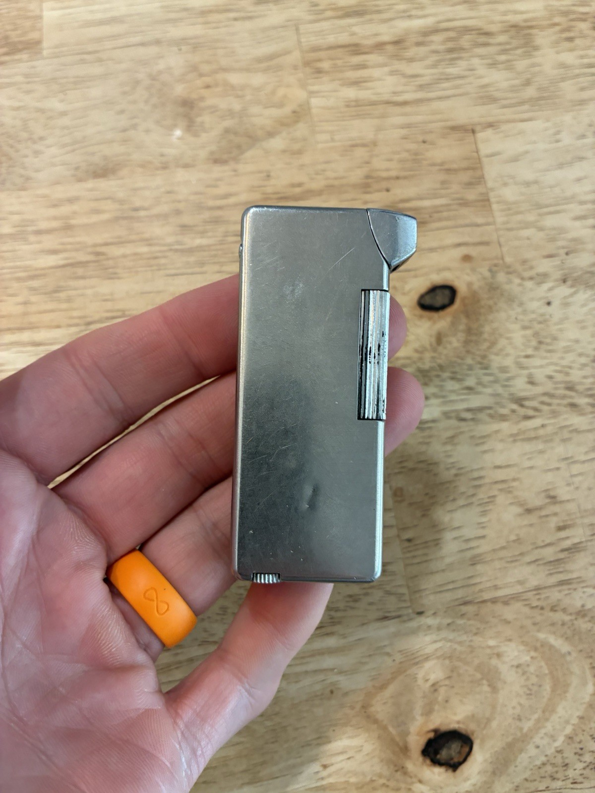 Vintage Working Colibri Lighter made In Japan Slim Rare Model Vintage Working Colibri Lighter made In Japan Slim Rare Model