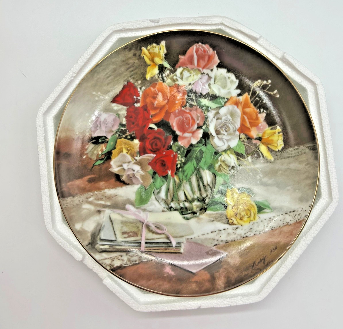 🔥🔥1988 COLLECTIBLE PLATE FLOWERS OF YOUR GARDEN 