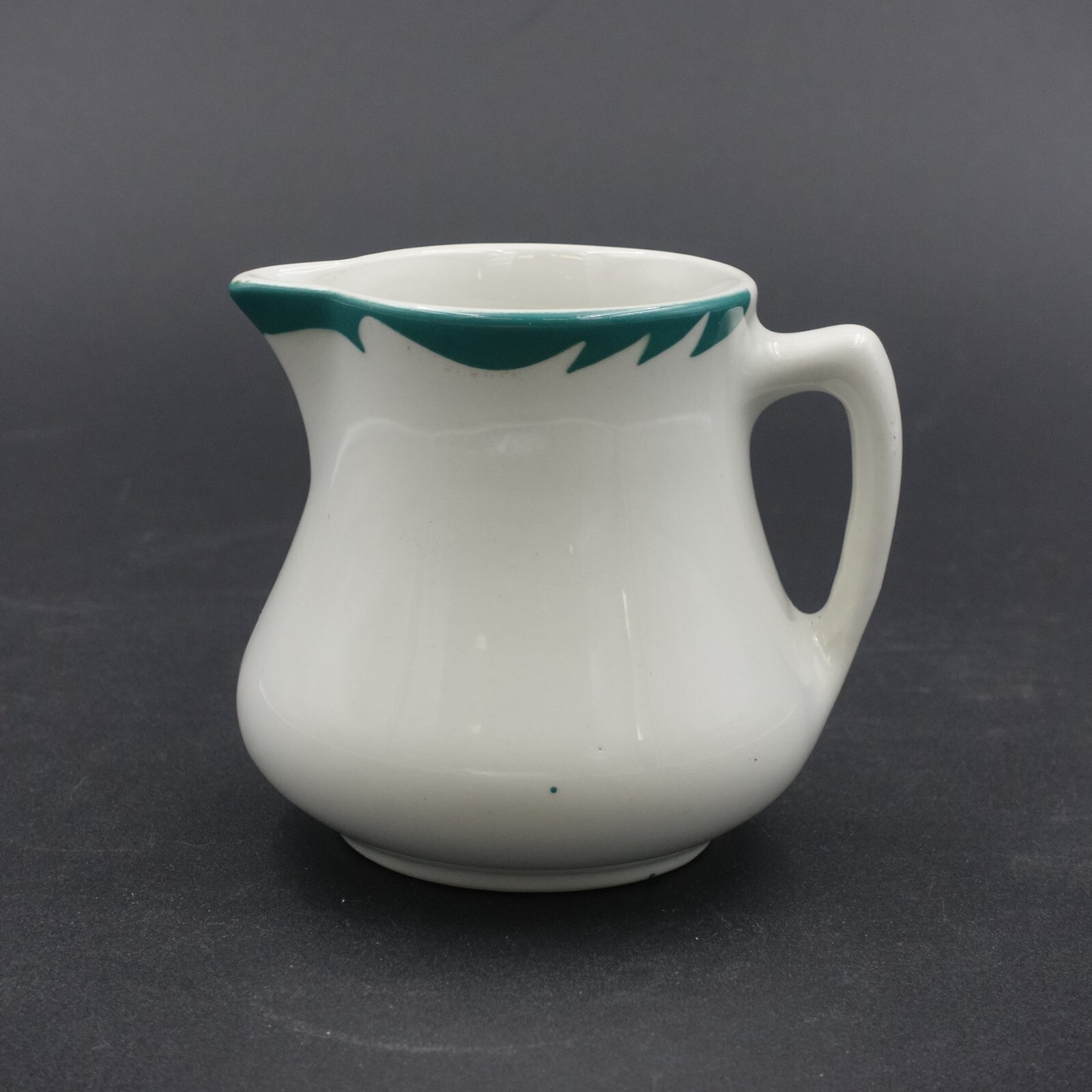 Erica Hotel Ware Creamer  J E Heath Burslem England Russell Food Equipment LDG 4