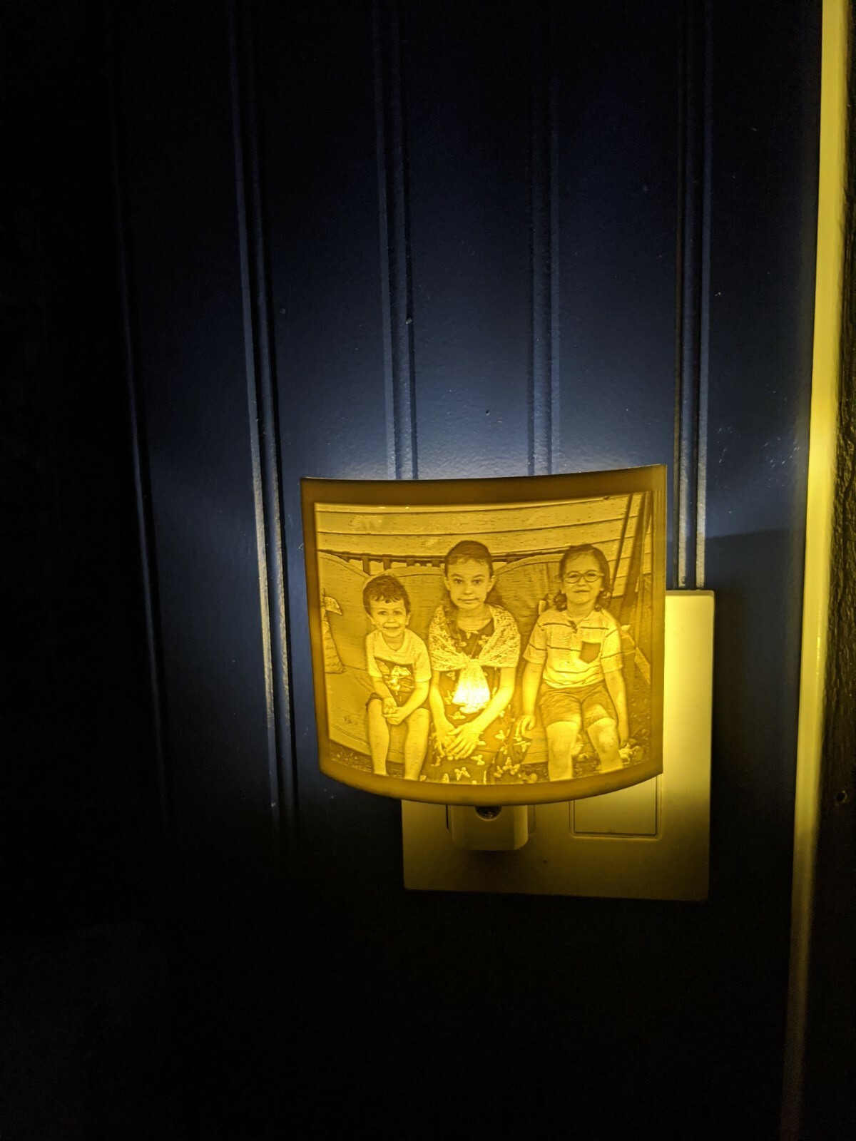 Personalized - Custom 3D Printed Lithophane Nightlight