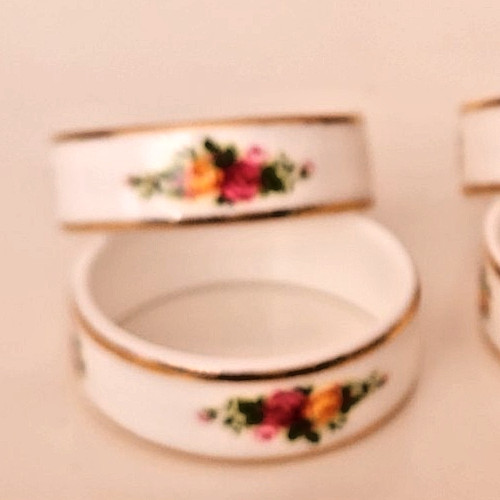 Royal Albert Old Country Roses PAIR Napkin RIngs made in England Original 2\