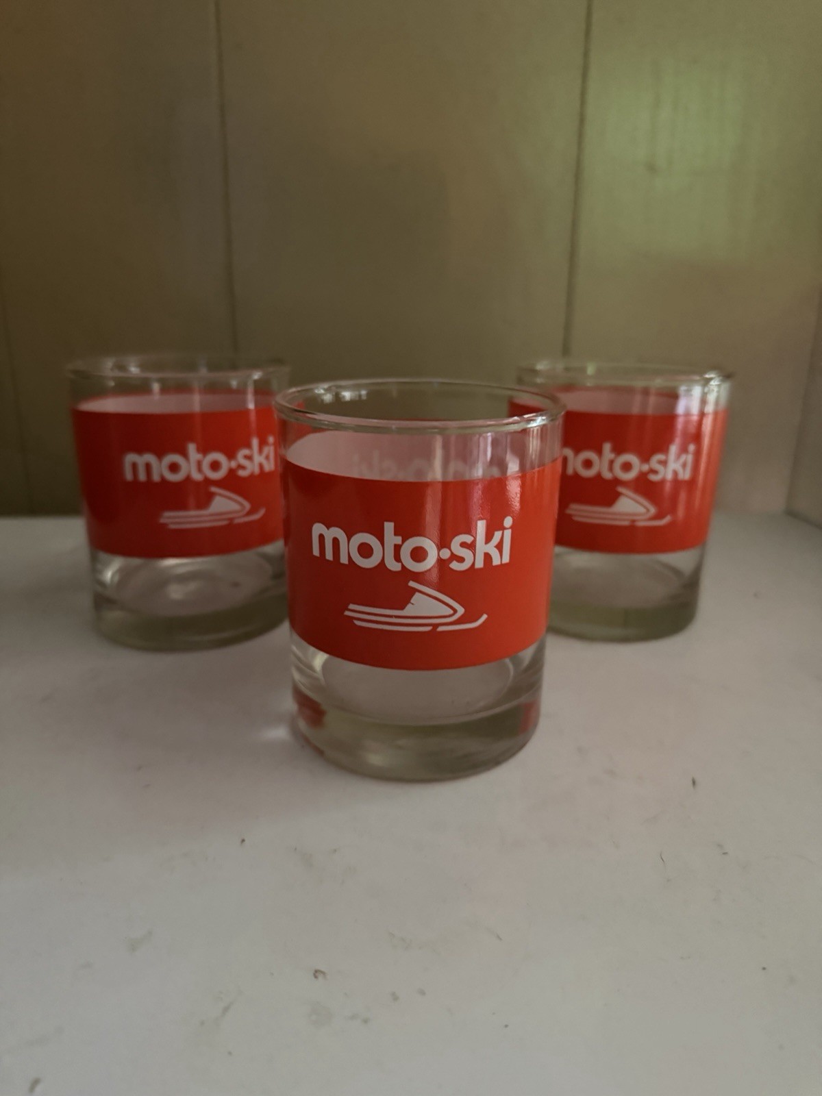 SET OF (3) VINTAGE 1970\'S MOTO-SKI SNOWMOBILE DRINKING GLASSES/TUMBLERS SET OF (3) VINTAGE 1970\'S MOTO-SKI SNOWMOBILE DRINKING GLASSES/TUMBLERS