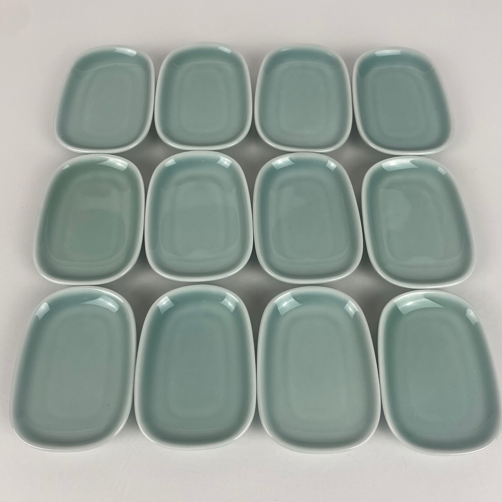 Lot of 12 DELTA AIRLINES ALESSI Small/Mini Asian Plate 3.5