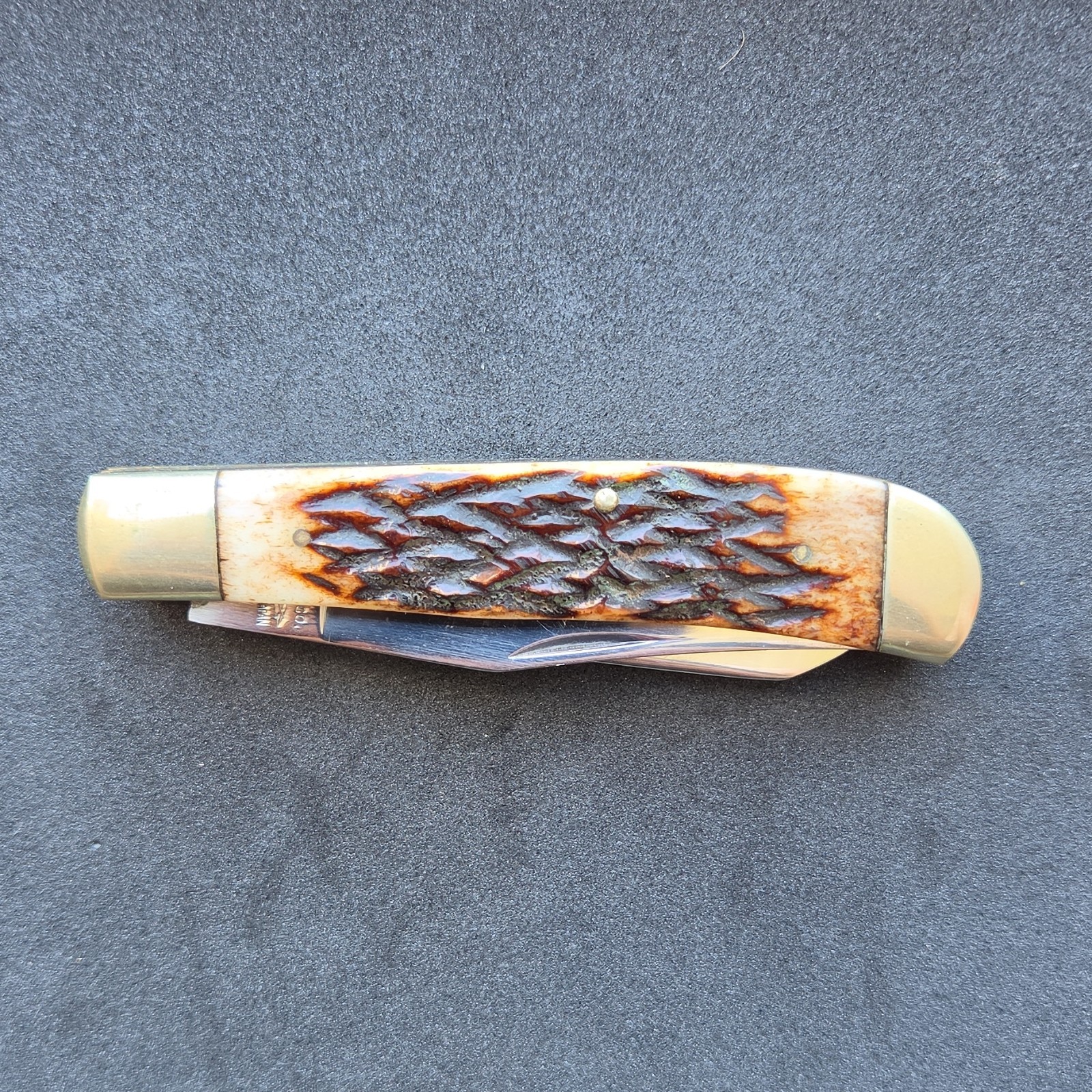 Parker Co. Old Trapper 2-Blade  Pocketknife SS Slipjoint Plain Edge Brown Bone