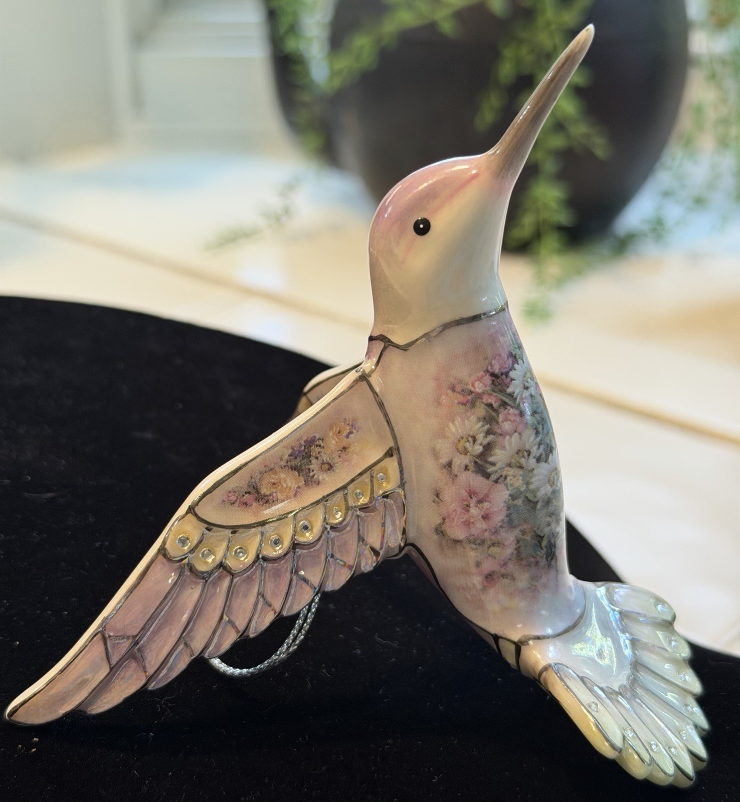 Bradford Edition 2004 Lena Liu Precious Jewels Hummingbird Ornament Crystal Rose