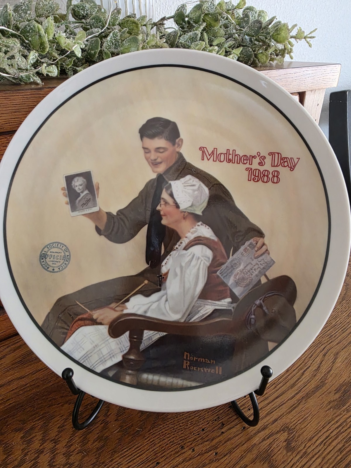 Norman Rockwell 1988 Mothers Day Plate \