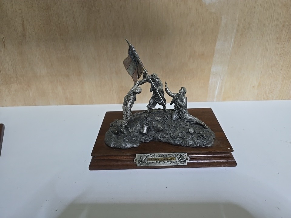 Chilmark FJ Barnum Zouaves 1st Manassas Pewter Sculpture  