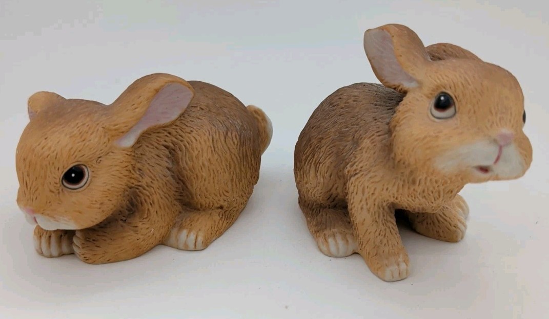 HOMCO Porcelain Brown Bunny Rabbit Figurines #1465 Vintage Farmhouse Decor 