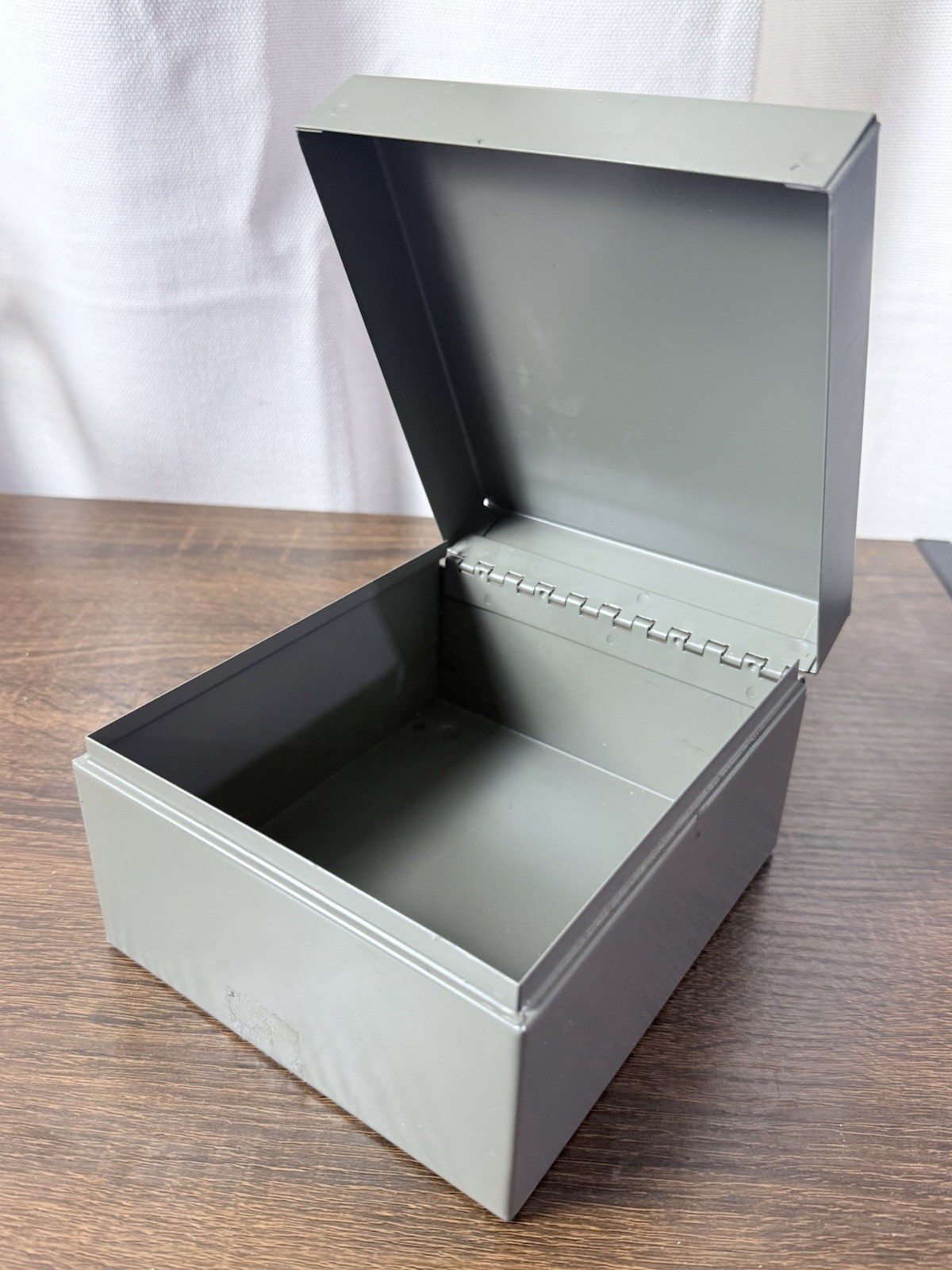 Vintage Sunco MFG Olive Drab Metal Storage Box Hinged Lid Military Style