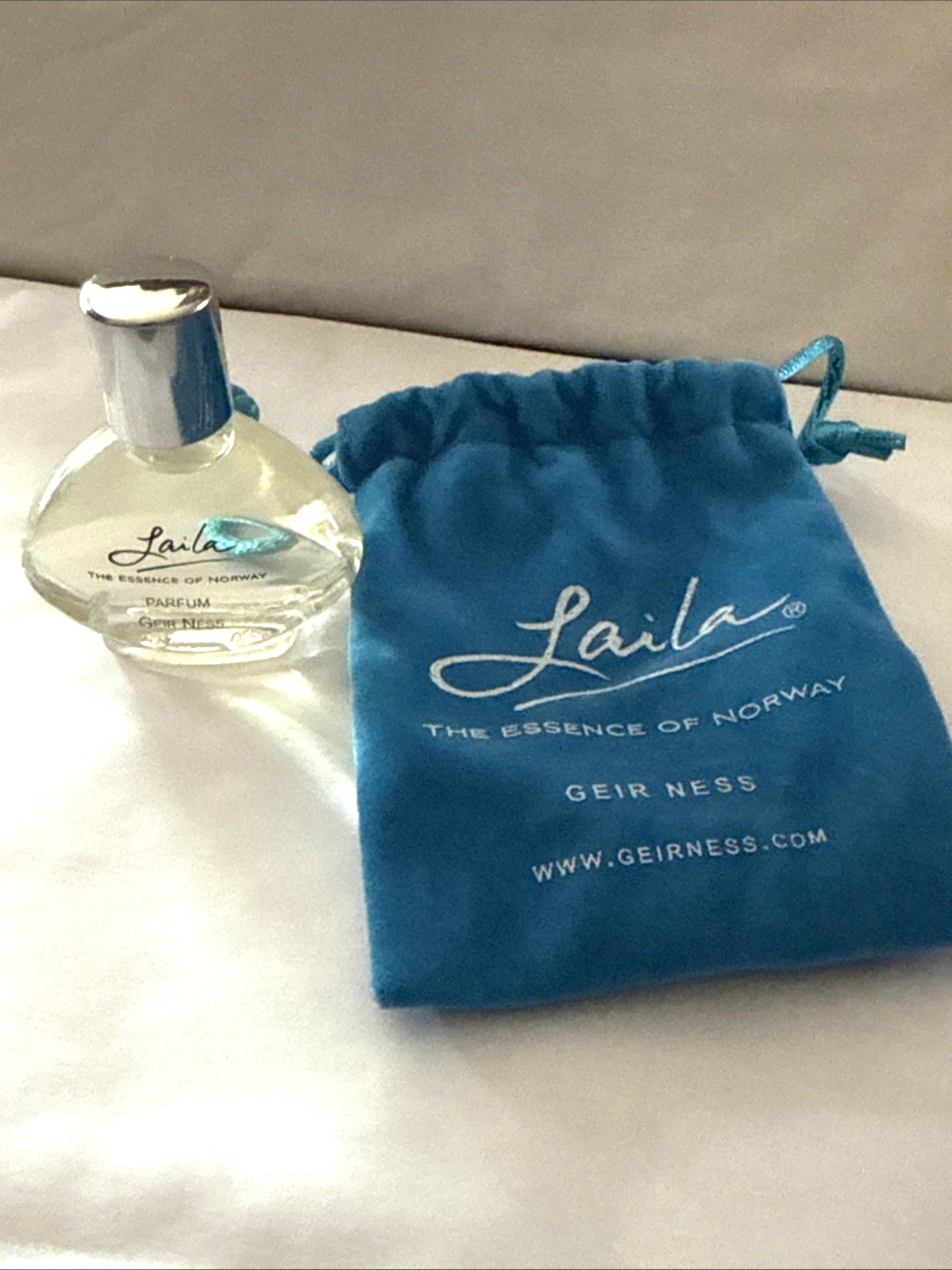 Laila Essence of Norway Parfum Perfume Miniature Splash - Geir Ness/Vintage FULL