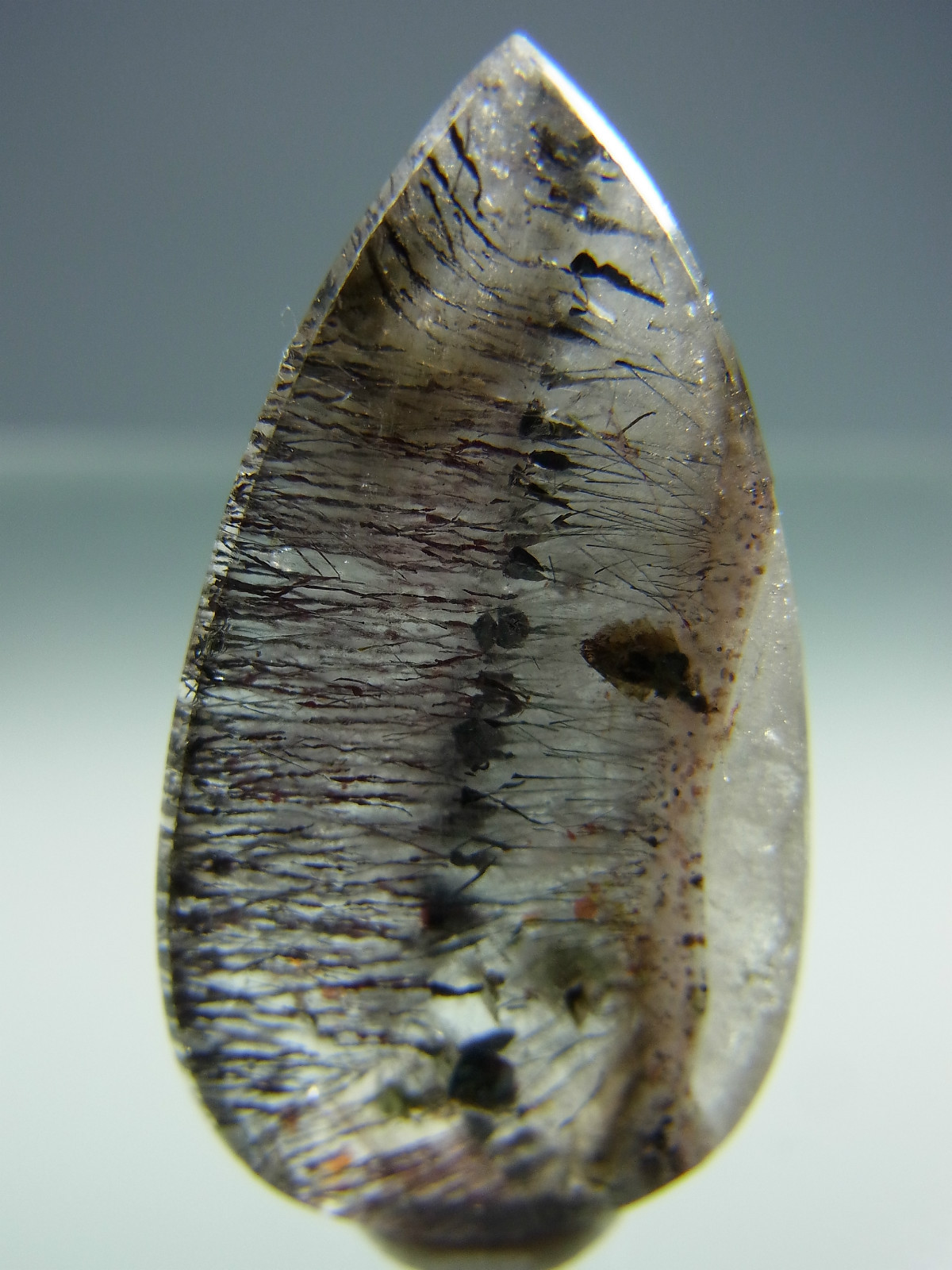 29.5 cts. SUPER SEVEN MELODY STONE QUARTZ CRYSTAL FLAT GEMSTONER W 904