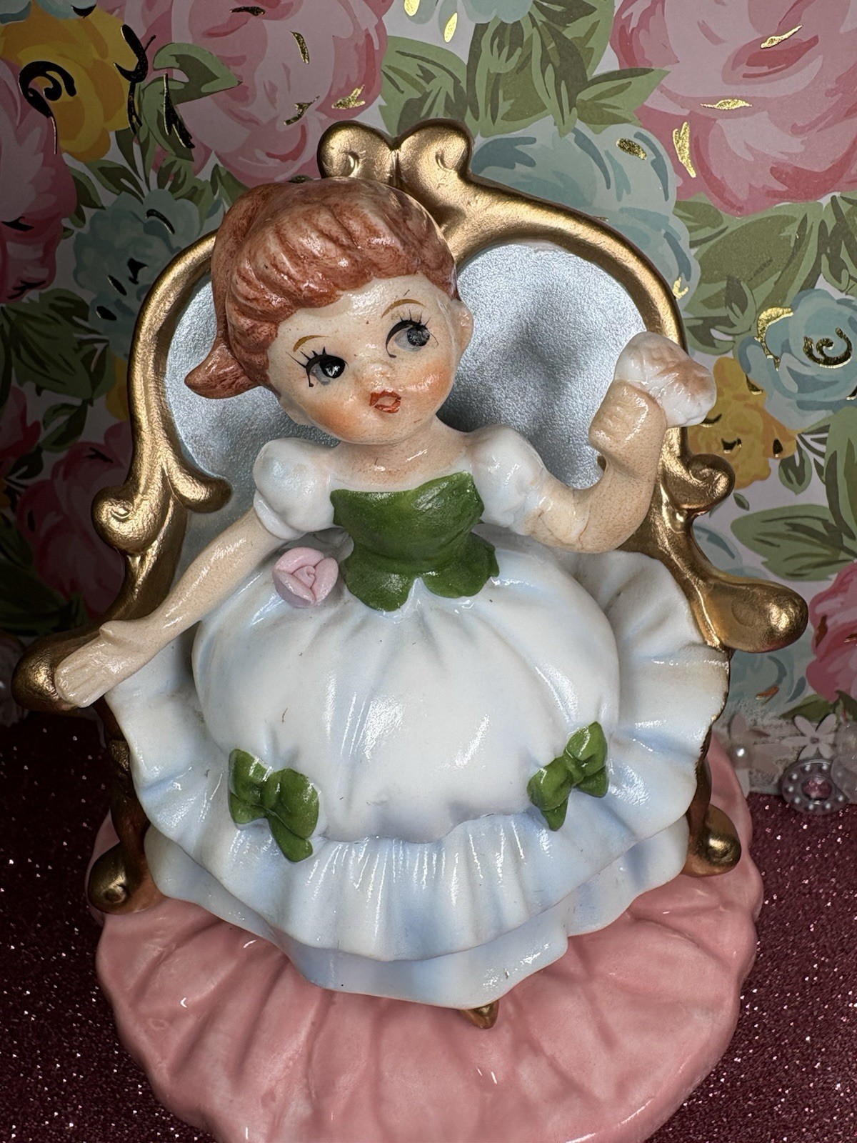 Vtg Norleans Girl Green Bows Sitting On Victorian Chair Gold Trim Figurine Japan