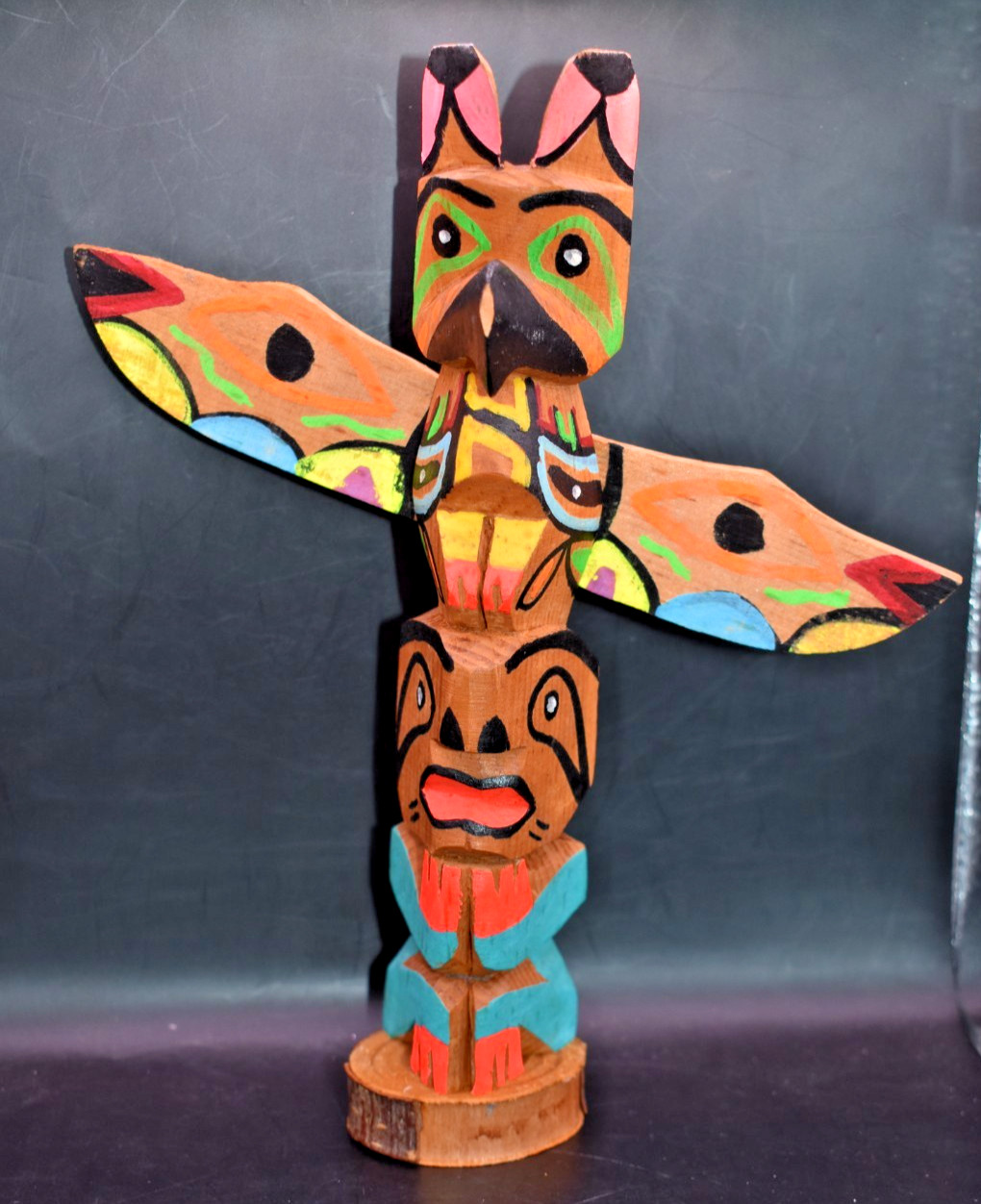 Vintage Northwest  Model Totem Pole Chief White Eagle Family - Muckleshoot 9”