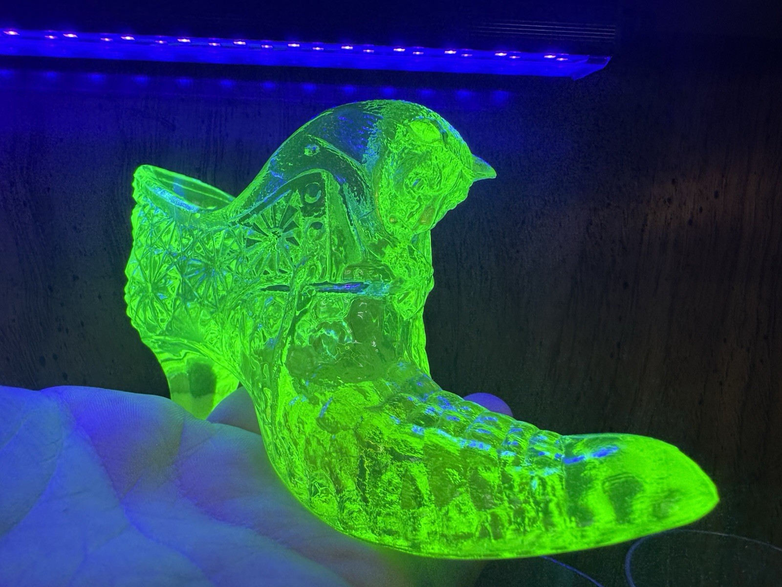 Yellow Antique Jaguar Head Uranium Vaseline Glass Shoe