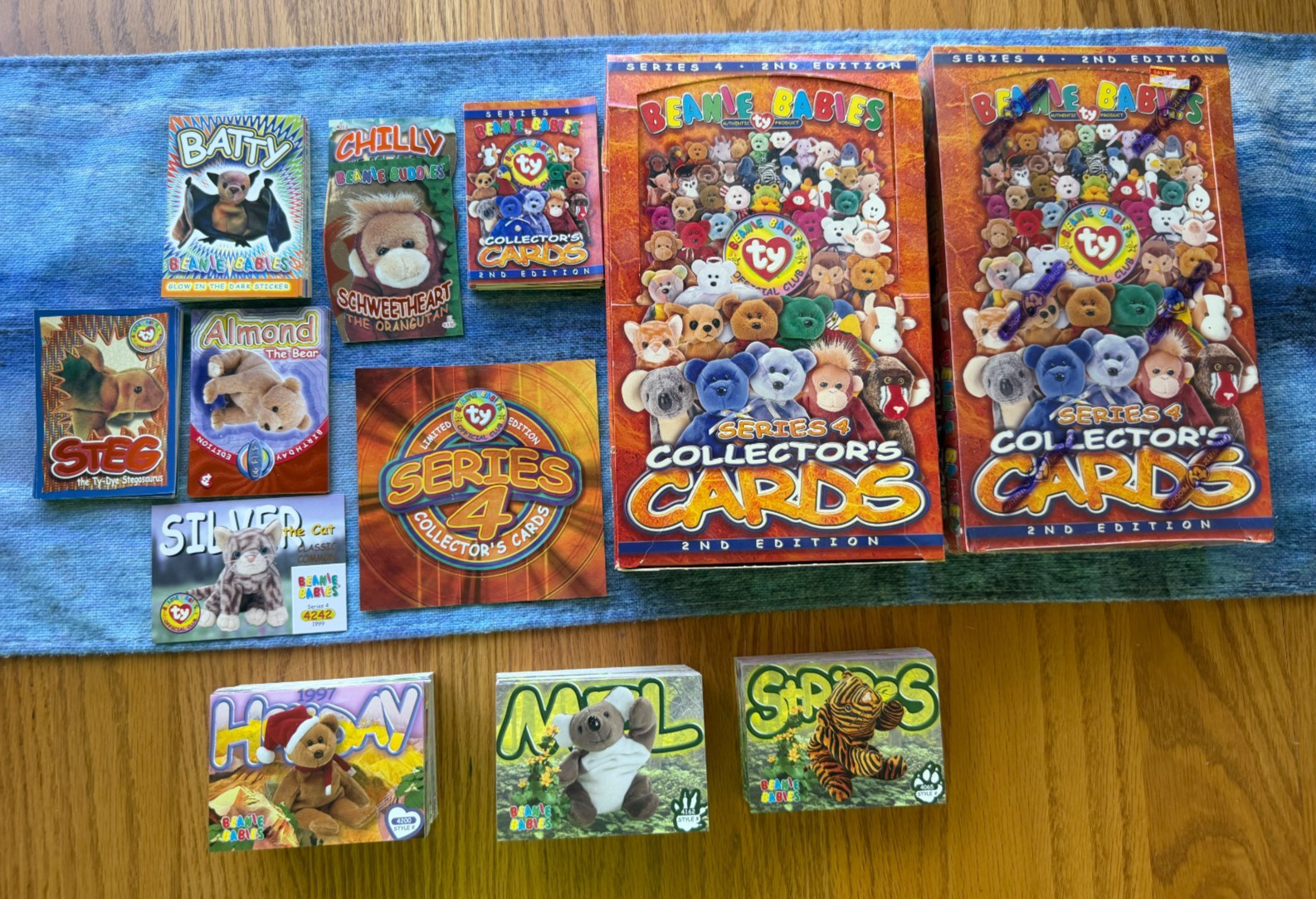 LOT of 250 - 2nd Edition Series 4 Beanie Babies Official Collector Cards + BOX