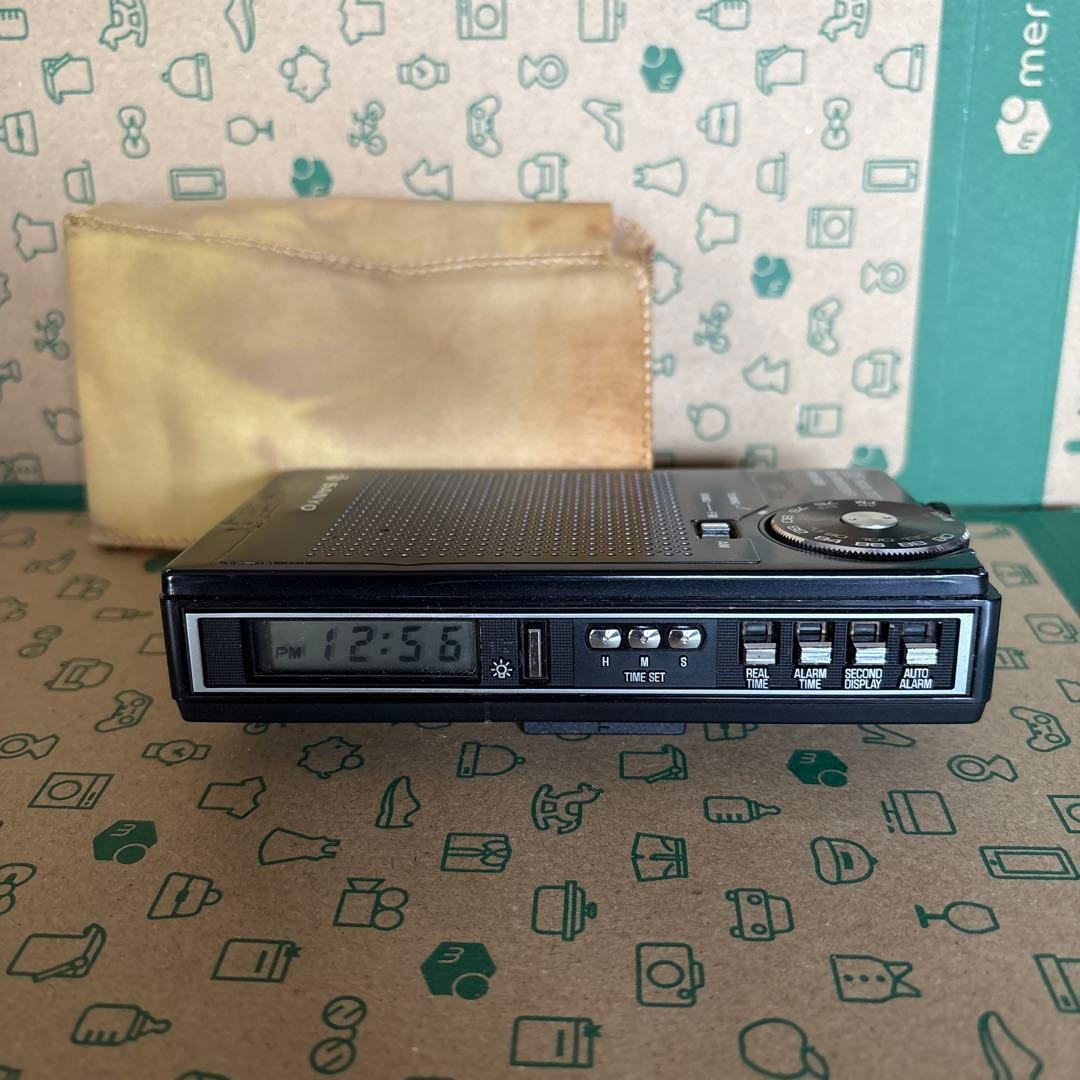 SANYO RPM-6800 Clock Radio AM FM Space Age Retro Japan