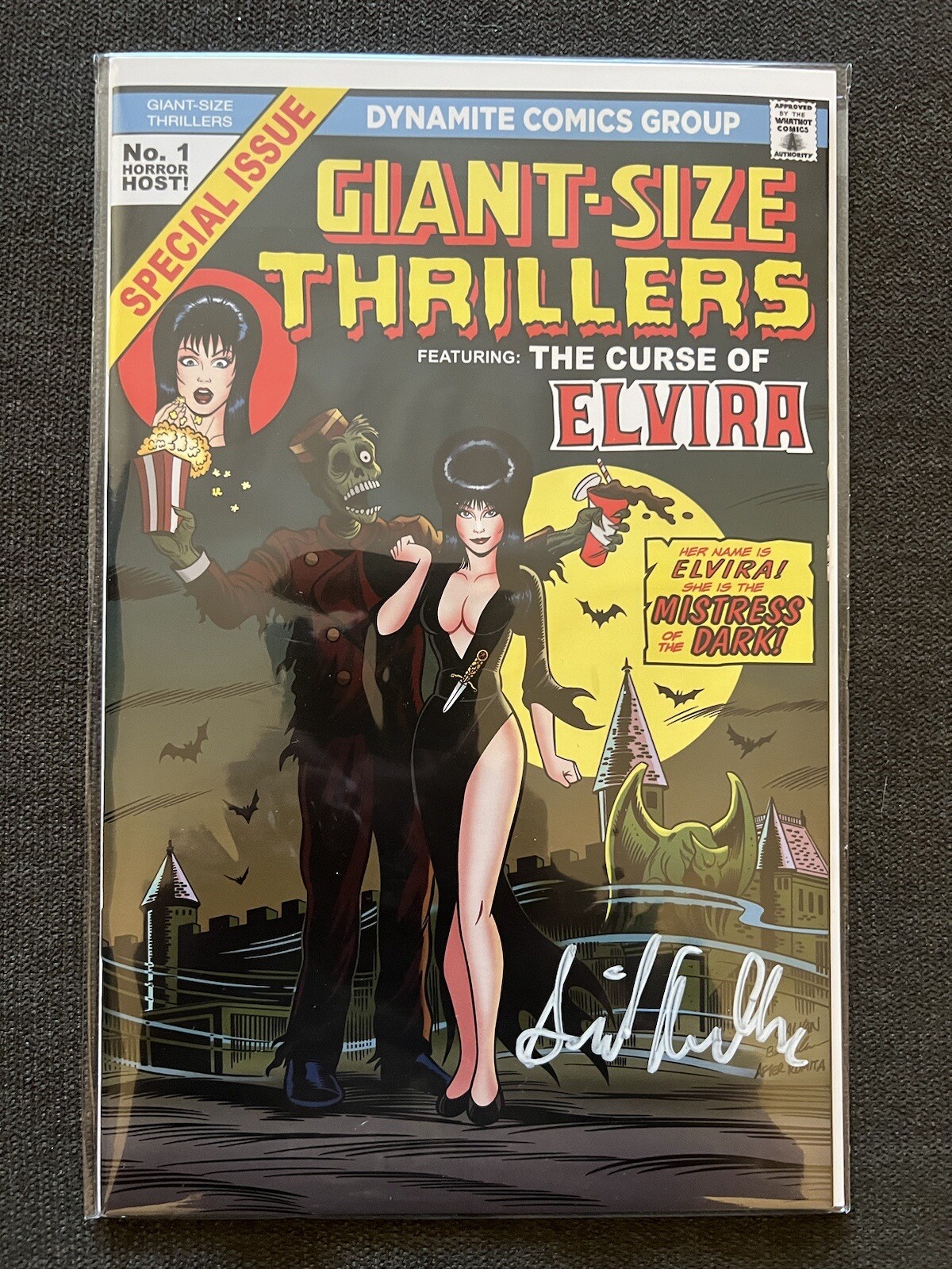 Giant-Size Thrillers Curse Of Elvira Mistress Dark Classic Horror Signed COA